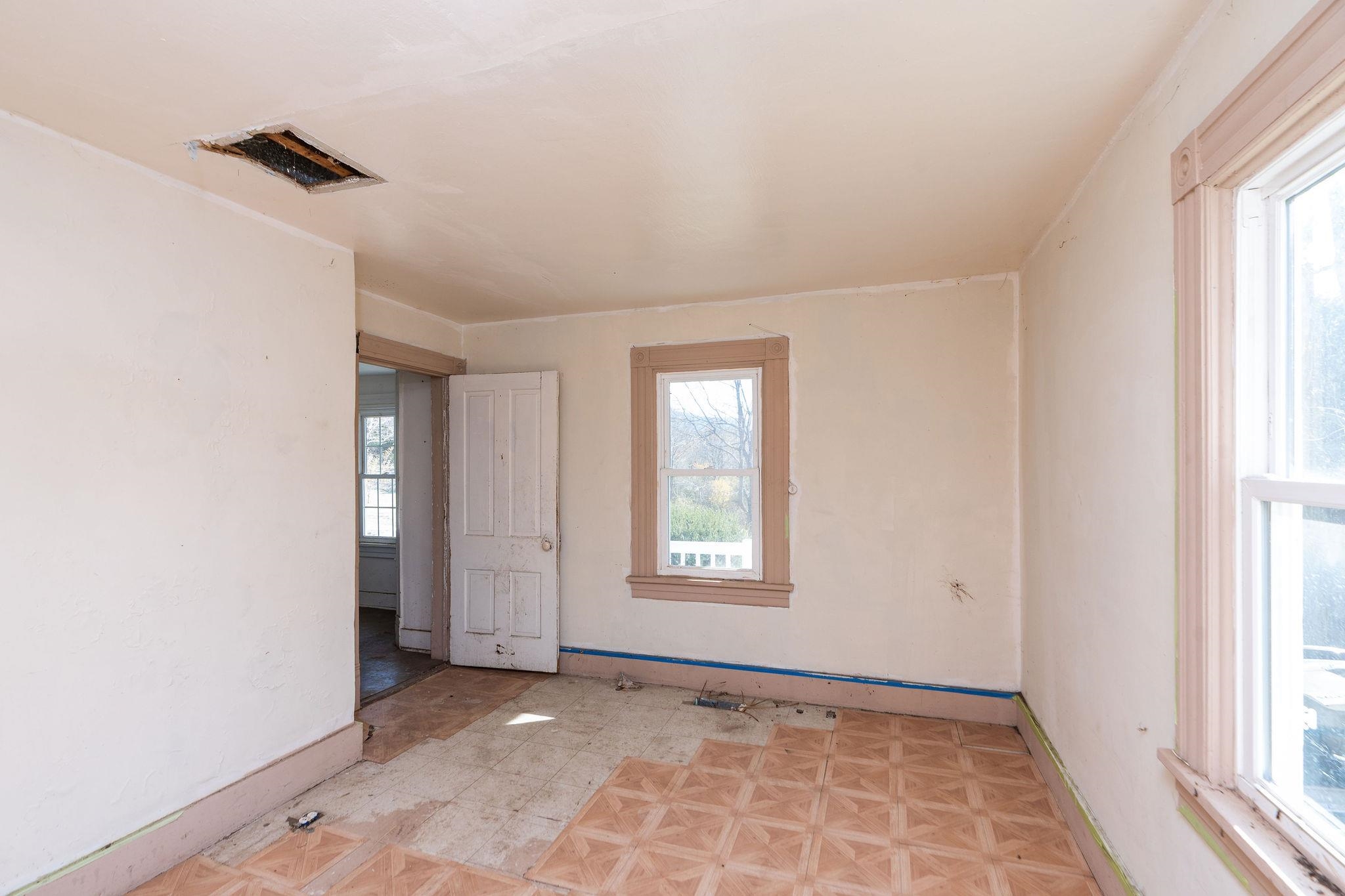 5818 LEE JACKSON HWY, GREENVILLE, Virginia 24440, 3 Bedrooms Bedrooms, ,2 BathroomsBathrooms,Residential,5818 LEE JACKSON HWY,670788 MLS # 670788 5818 LEE JACKSON HWY, GREENVILLE, Virginia 24440, 3 Bedrooms Bedrooms, ,2 BathroomsBathrooms,Residential,5818 LEE JACKSON HWY,670788 MLS # 670788