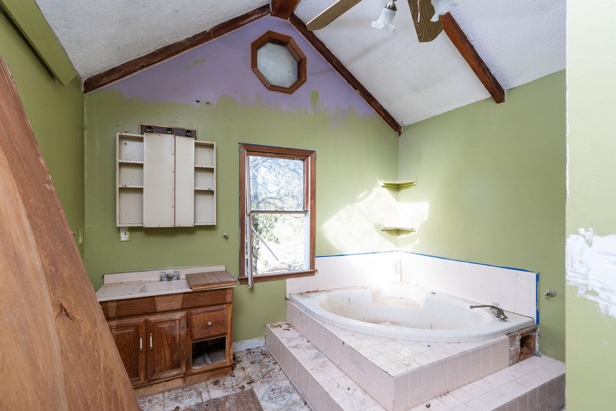 5818 LEE JACKSON HWY, GREENVILLE, Virginia 24440, 3 Bedrooms Bedrooms, ,2 BathroomsBathrooms,Residential,5818 LEE JACKSON HWY,670788 MLS # 670788 5818 LEE JACKSON HWY, GREENVILLE, Virginia 24440, 3 Bedrooms Bedrooms, ,2 BathroomsBathrooms,Residential,5818 LEE JACKSON HWY,670788 MLS # 670788