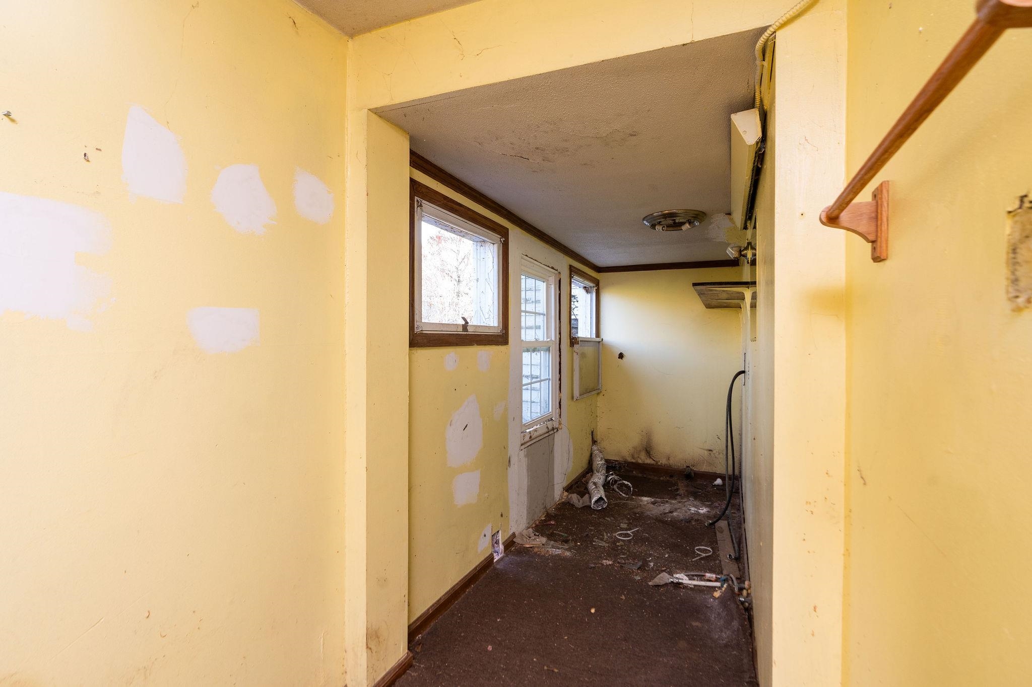 5818 LEE JACKSON HWY, GREENVILLE, Virginia 24440, 3 Bedrooms Bedrooms, ,2 BathroomsBathrooms,Residential,5818 LEE JACKSON HWY,670788 MLS # 670788 5818 LEE JACKSON HWY, GREENVILLE, Virginia 24440, 3 Bedrooms Bedrooms, ,2 BathroomsBathrooms,Residential,5818 LEE JACKSON HWY,670788 MLS # 670788