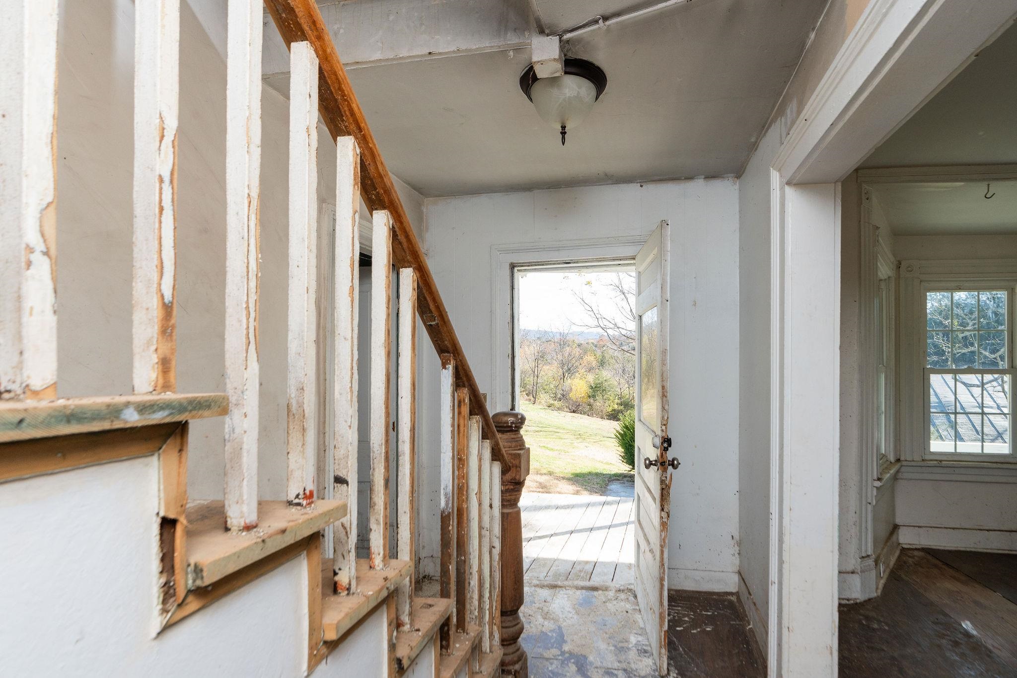 5818 LEE JACKSON HWY, GREENVILLE, Virginia 24440, 3 Bedrooms Bedrooms, ,2 BathroomsBathrooms,Residential,5818 LEE JACKSON HWY,670788 MLS # 670788 5818 LEE JACKSON HWY, GREENVILLE, Virginia 24440, 3 Bedrooms Bedrooms, ,2 BathroomsBathrooms,Residential,5818 LEE JACKSON HWY,670788 MLS # 670788