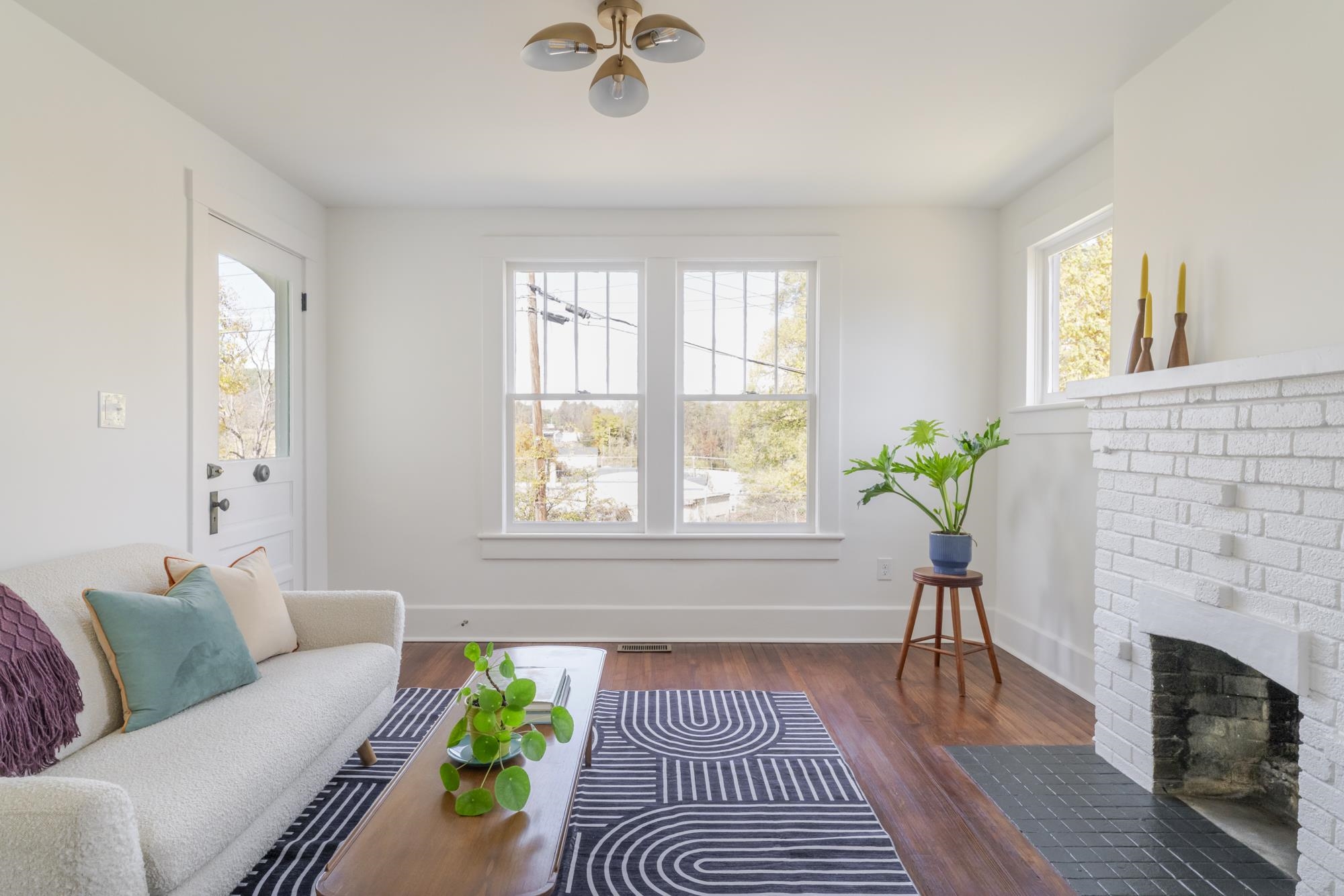 2216 NOON ST, STAUNTON, Virginia 24401, 2 Bedrooms Bedrooms, ,1 BathroomBathrooms,Residential,2216 NOON ST,670790 MLS # 670790 2216 NOON ST, STAUNTON, Virginia 24401, 2 Bedrooms Bedrooms, ,1 BathroomBathrooms,Residential,2216 NOON ST,670790 MLS # 670790