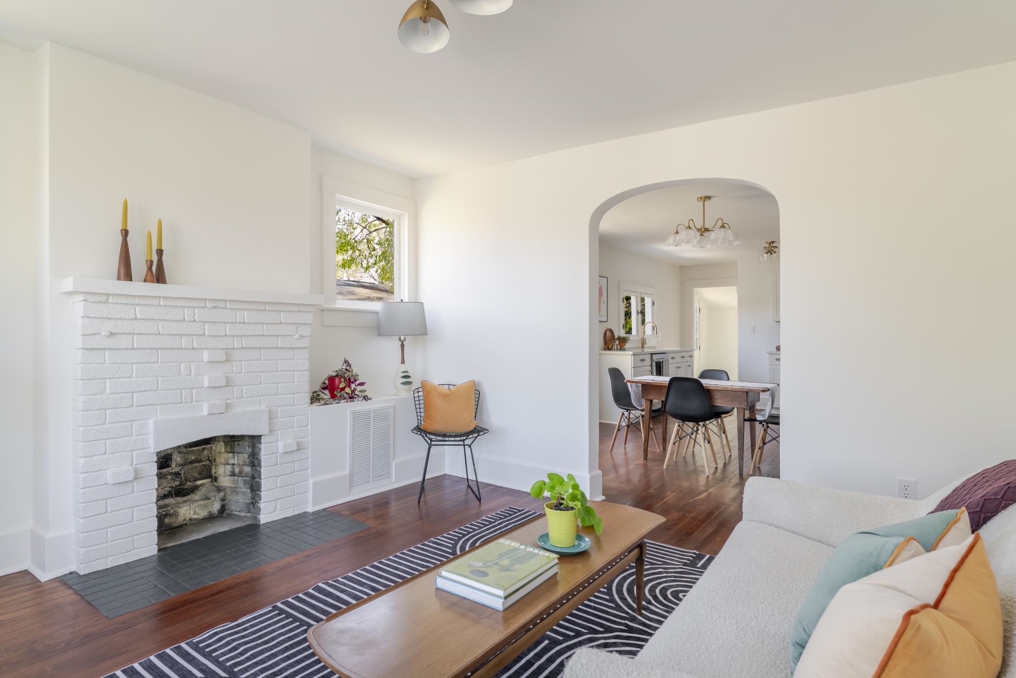 2216 NOON ST, STAUNTON, Virginia 24401, 2 Bedrooms Bedrooms, ,1 BathroomBathrooms,Residential,2216 NOON ST,670790 MLS # 670790 2216 NOON ST, STAUNTON, Virginia 24401, 2 Bedrooms Bedrooms, ,1 BathroomBathrooms,Residential,2216 NOON ST,670790 MLS # 670790