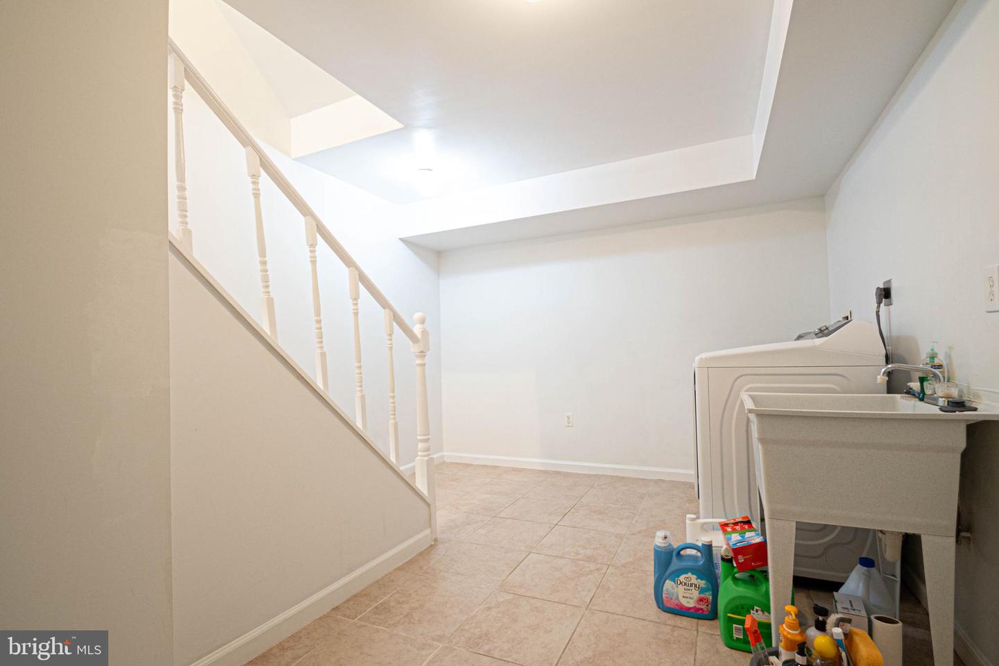 4483 EDSALL DR, WOODBRIDGE, Virginia 22193, 6 Bedrooms Bedrooms, ,3 BathroomsBathrooms,Residential,For sale,4483 EDSALL DR,VAPW2106880 MLS # VAPW2106880 4483 EDSALL DR, WOODBRIDGE, Virginia 22193, 6 Bedrooms Bedrooms, ,3 BathroomsBathrooms,Residential,For sale,4483 EDSALL DR,VAPW2106880 MLS # VAPW2106880