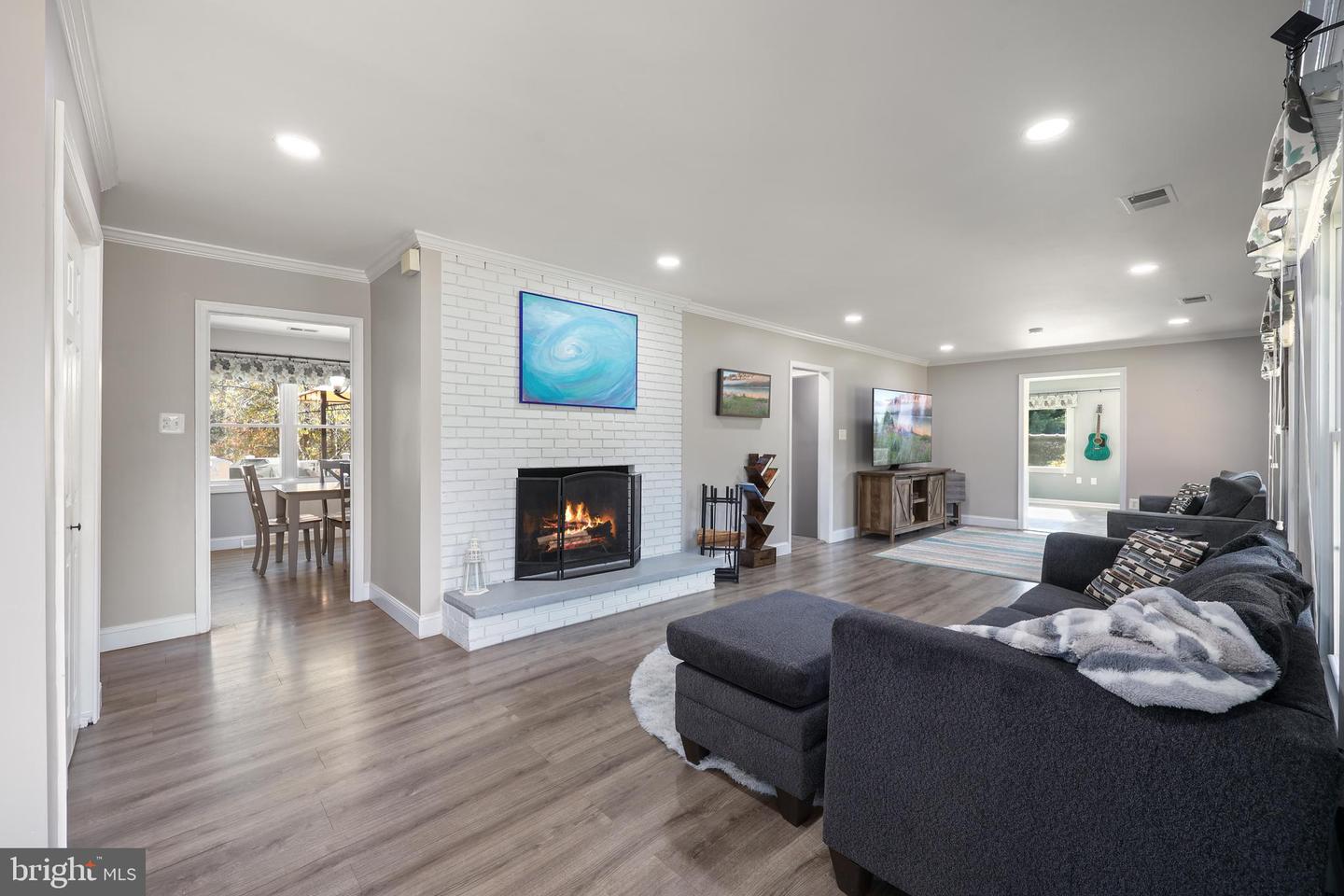 13827 SPRIGGS RD, MANASSAS, Virginia 20112, 5 Bedrooms Bedrooms, ,3 BathroomsBathrooms,Residential,For sale,13827 SPRIGGS RD,VAPW2106952 MLS # VAPW2106952 13827 SPRIGGS RD, MANASSAS, Virginia 20112, 5 Bedrooms Bedrooms, ,3 BathroomsBathrooms,Residential,For sale,13827 SPRIGGS RD,VAPW2106952 MLS # VAPW2106952