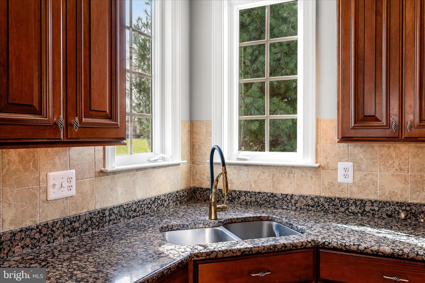 16070 SAINTE MARIE CT, HAMILTON, Virginia 20158, 4 Bedrooms Bedrooms, ,4 BathroomsBathrooms,Residential,For sale,16070 SAINTE MARIE CT,VALO2109832 MLS # VALO2109832