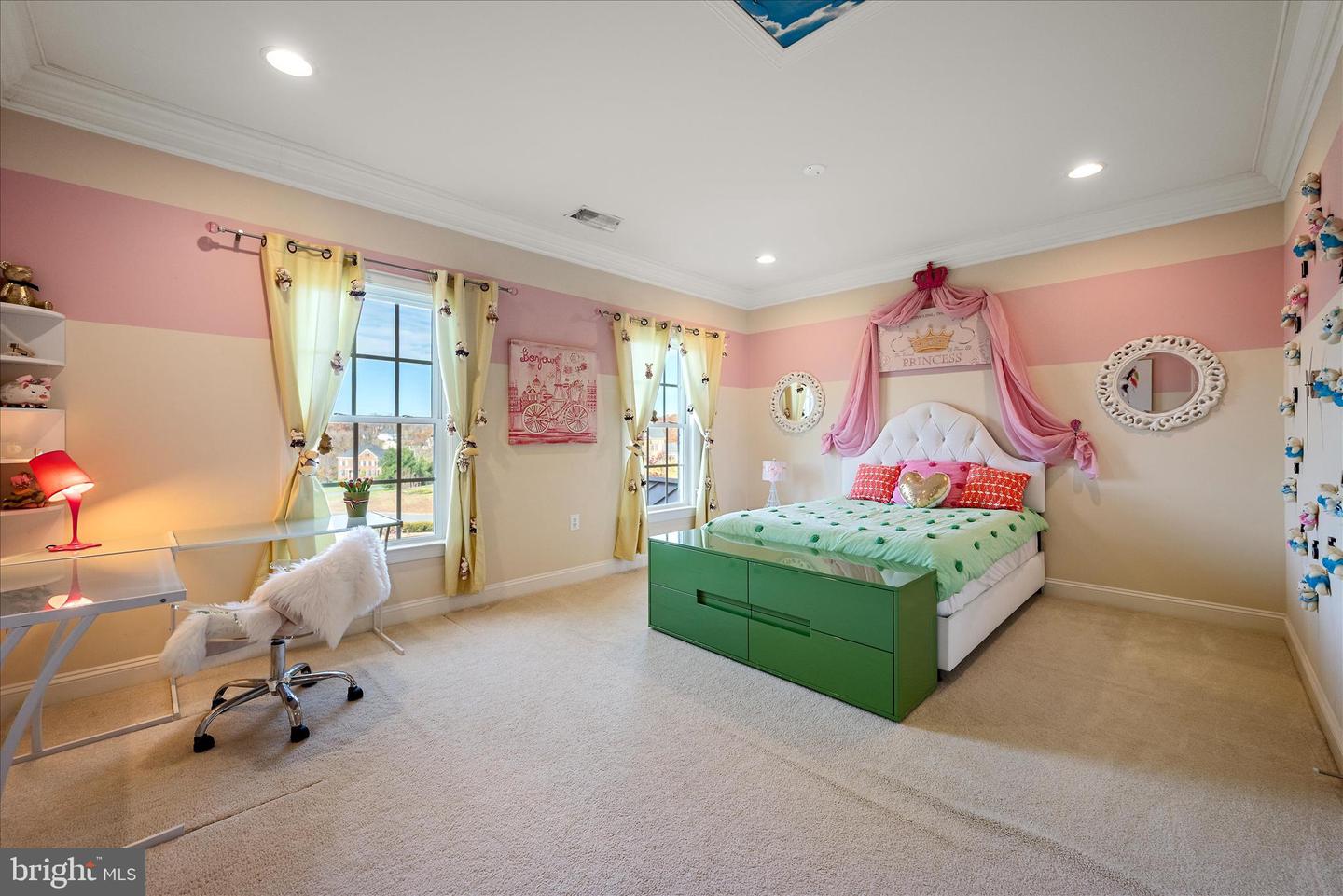 16070 SAINTE MARIE CT, HAMILTON, Virginia 20158, 4 Bedrooms Bedrooms, ,4 BathroomsBathrooms,Residential,For sale,16070 SAINTE MARIE CT,VALO2109832 MLS # VALO2109832