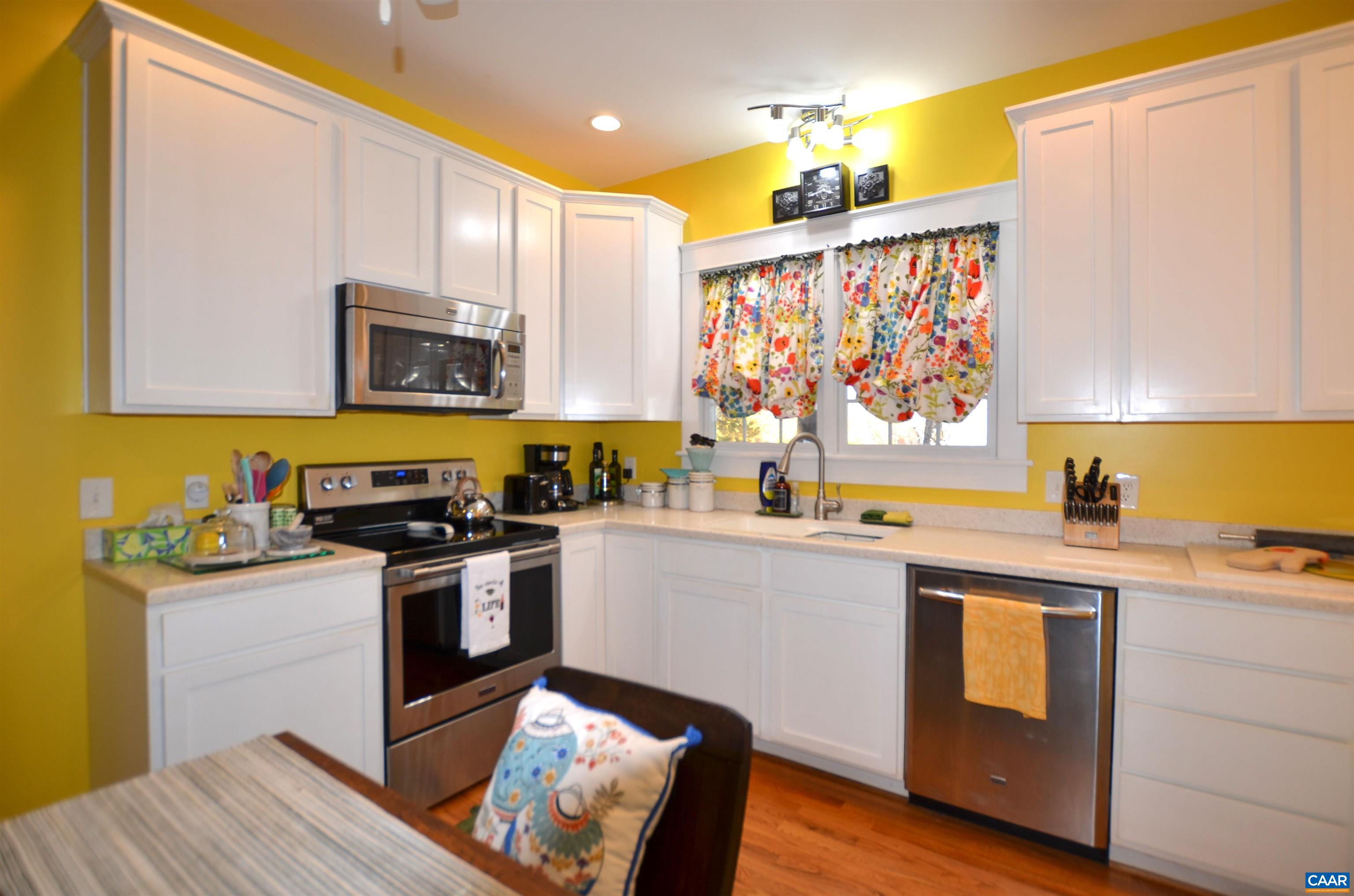 347 BREMO BLUFF RD, BREMO BLUFF, Virginia 23022, 2 Bedrooms Bedrooms, ,1 BathroomBathrooms,Residential,Charming Cottage Cutie,347 BREMO BLUFF RD,670779 MLS # 670779 347 BREMO BLUFF RD, BREMO BLUFF, Virginia 23022, 2 Bedrooms Bedrooms, ,1 BathroomBathrooms,Residential,Charming Cottage Cutie,347 BREMO BLUFF RD,670779 MLS # 670779