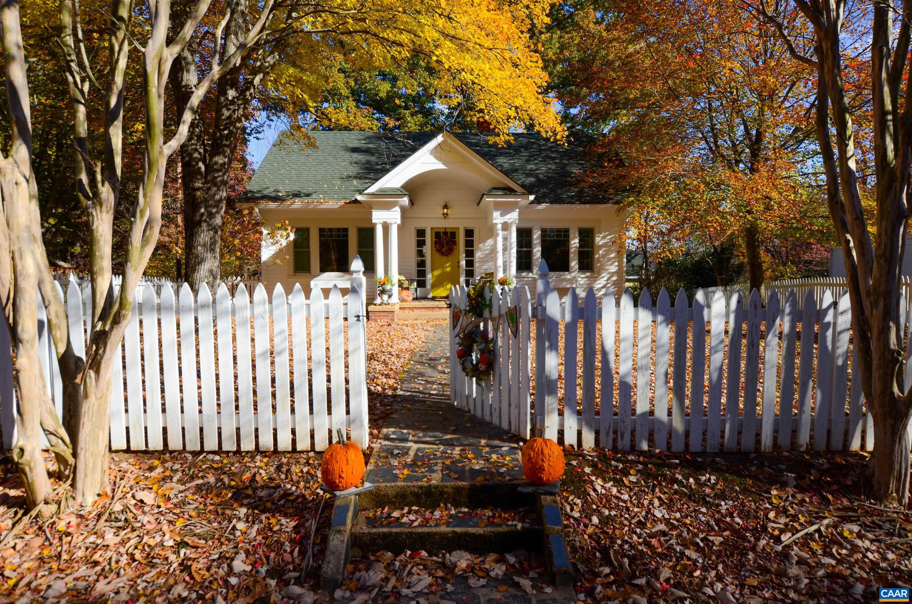 347 BREMO BLUFF RD, BREMO BLUFF, Virginia 23022, 2 Bedrooms Bedrooms, ,1 BathroomBathrooms,Residential,Charming Cottage Cutie,347 BREMO BLUFF RD,670779 MLS # 670779 347 BREMO BLUFF RD, BREMO BLUFF, Virginia 23022, 2 Bedrooms Bedrooms, ,1 BathroomBathrooms,Residential,Charming Cottage Cutie,347 BREMO BLUFF RD,670779 MLS # 670779