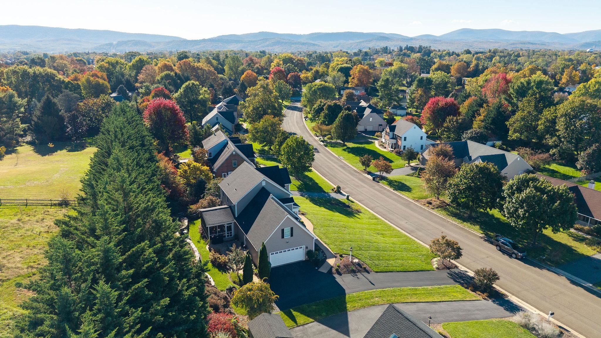 2916 PLANTATION LN, WAYNESBORO, Virginia 22980, 4 Bedrooms Bedrooms, ,3 BathroomsBathrooms,Residential,2916 PLANTATION LN,670780 MLS # 670780 2916 PLANTATION LN, WAYNESBORO, Virginia 22980, 4 Bedrooms Bedrooms, ,3 BathroomsBathrooms,Residential,2916 PLANTATION LN,670780 MLS # 670780