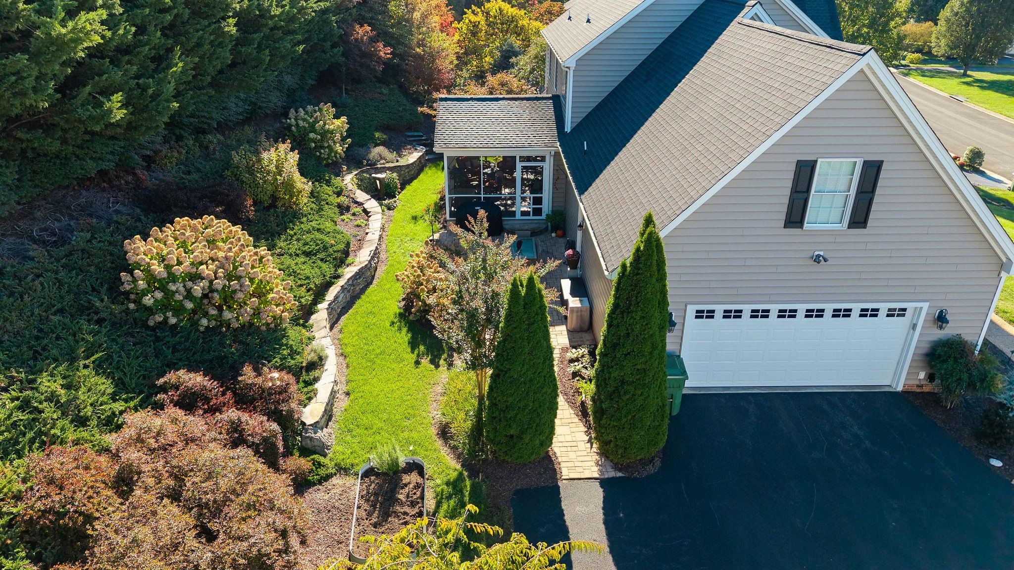 2916 PLANTATION LN, WAYNESBORO, Virginia 22980, 4 Bedrooms Bedrooms, ,3 BathroomsBathrooms,Residential,2916 PLANTATION LN,670780 MLS # 670780 2916 PLANTATION LN, WAYNESBORO, Virginia 22980, 4 Bedrooms Bedrooms, ,3 BathroomsBathrooms,Residential,2916 PLANTATION LN,670780 MLS # 670780