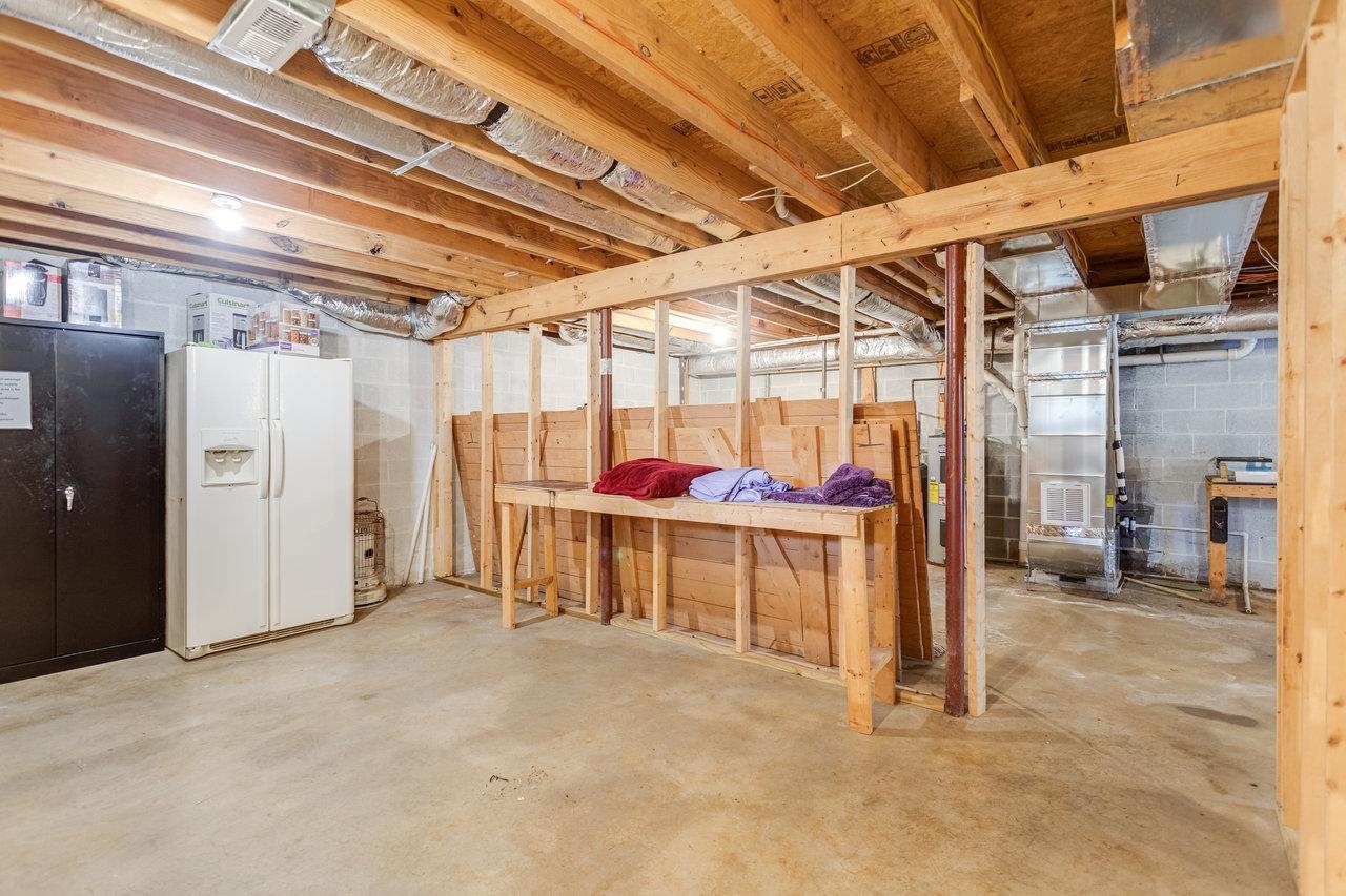 900 CROOKED RUN RD, SHENANDOAH, Virginia 22849, 2 Bedrooms Bedrooms, ,2 BathroomsBathrooms,Residential,900 CROOKED RUN RD,670781 MLS # 670781 900 CROOKED RUN RD, SHENANDOAH, Virginia 22849, 2 Bedrooms Bedrooms, ,2 BathroomsBathrooms,Residential,900 CROOKED RUN RD,670781 MLS # 670781