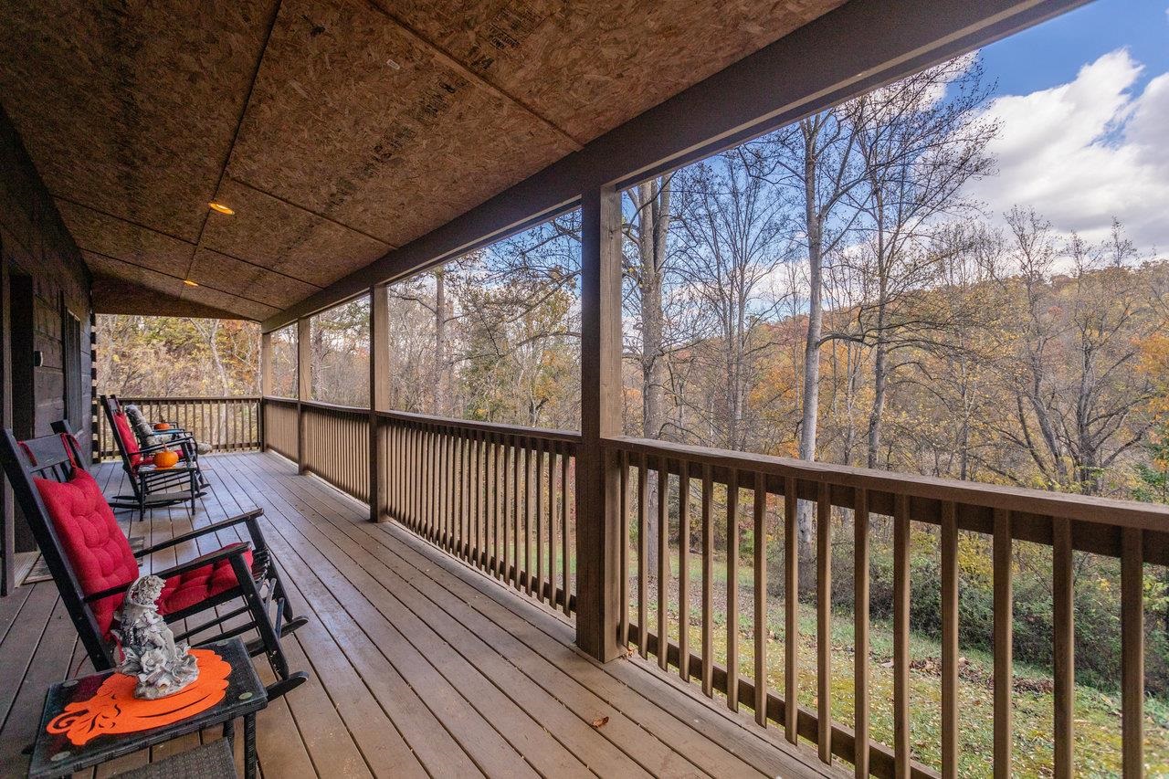 900 CROOKED RUN RD, SHENANDOAH, Virginia 22849, 2 Bedrooms Bedrooms, ,2 BathroomsBathrooms,Residential,900 CROOKED RUN RD,670781 MLS # 670781 900 CROOKED RUN RD, SHENANDOAH, Virginia 22849, 2 Bedrooms Bedrooms, ,2 BathroomsBathrooms,Residential,900 CROOKED RUN RD,670781 MLS # 670781