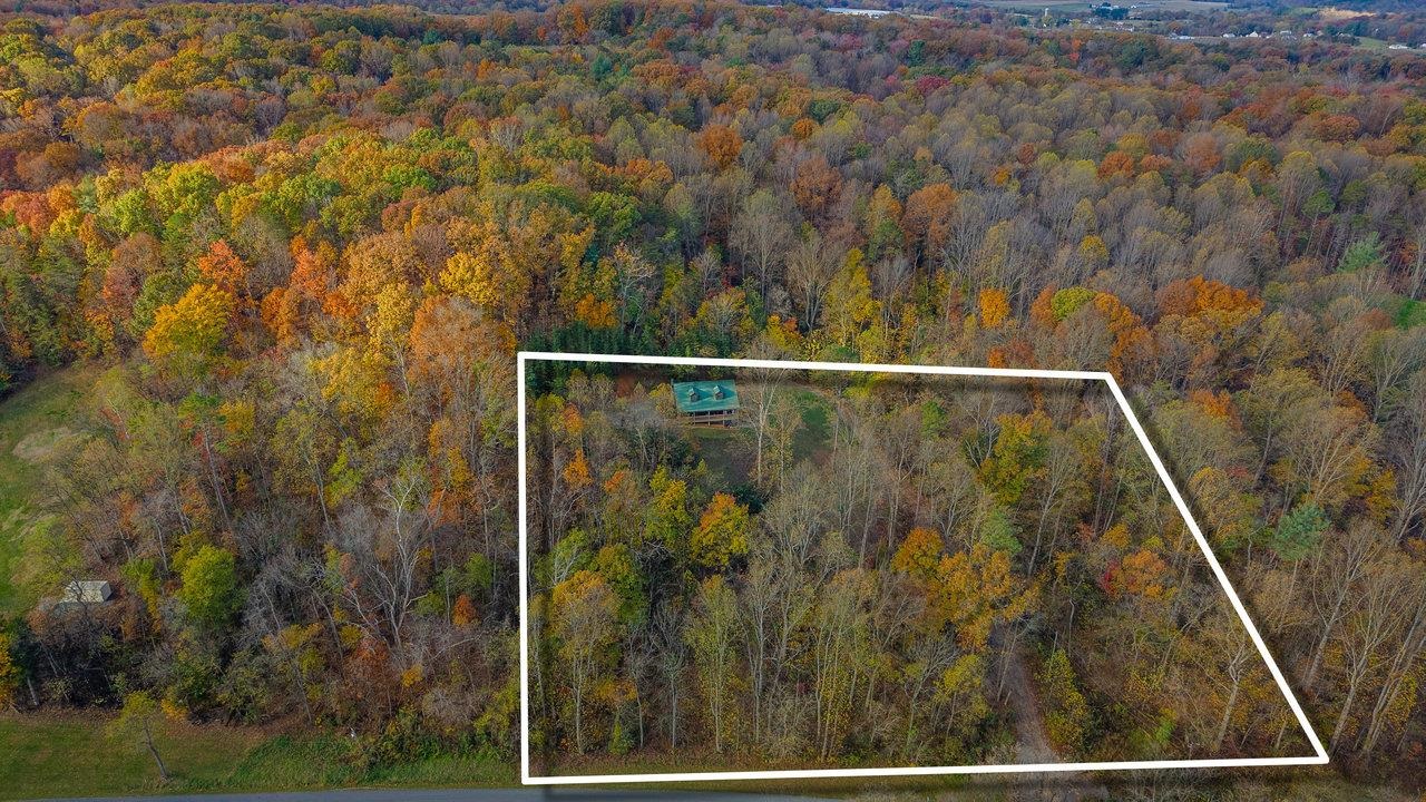 900 CROOKED RUN RD, SHENANDOAH, Virginia 22849, 2 Bedrooms Bedrooms, ,2 BathroomsBathrooms,Residential,900 CROOKED RUN RD,670781 MLS # 670781 900 CROOKED RUN RD, SHENANDOAH, Virginia 22849, 2 Bedrooms Bedrooms, ,2 BathroomsBathrooms,Residential,900 CROOKED RUN RD,670781 MLS # 670781