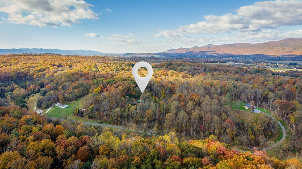 900 CROOKED RUN RD, SHENANDOAH, Virginia 22849, 2 Bedrooms Bedrooms, ,2 BathroomsBathrooms,Residential,900 CROOKED RUN RD,670781 MLS # 670781 900 CROOKED RUN RD, SHENANDOAH, Virginia 22849, 2 Bedrooms Bedrooms, ,2 BathroomsBathrooms,Residential,900 CROOKED RUN RD,670781 MLS # 670781