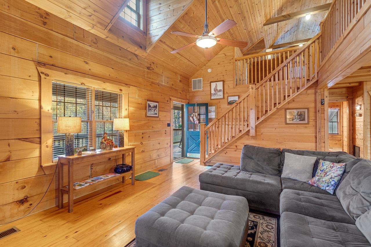 900 CROOKED RUN RD, SHENANDOAH, Virginia 22849, 2 Bedrooms Bedrooms, ,2 BathroomsBathrooms,Residential,900 CROOKED RUN RD,670781 MLS # 670781 900 CROOKED RUN RD, SHENANDOAH, Virginia 22849, 2 Bedrooms Bedrooms, ,2 BathroomsBathrooms,Residential,900 CROOKED RUN RD,670781 MLS # 670781