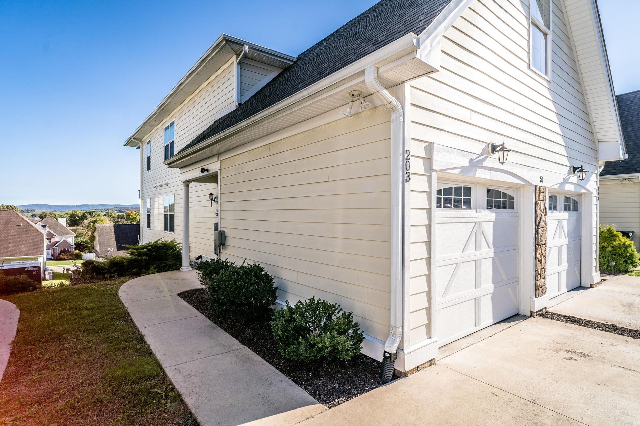 51 WINDGATE CIR, FISHERSVILLE, Virginia 22939, 2 Bedrooms Bedrooms, ,2 BathroomsBathrooms,Residential,51 WINDGATE CIR,670782 MLS # 670782 51 WINDGATE CIR, FISHERSVILLE, Virginia 22939, 2 Bedrooms Bedrooms, ,2 BathroomsBathrooms,Residential,51 WINDGATE CIR,670782 MLS # 670782