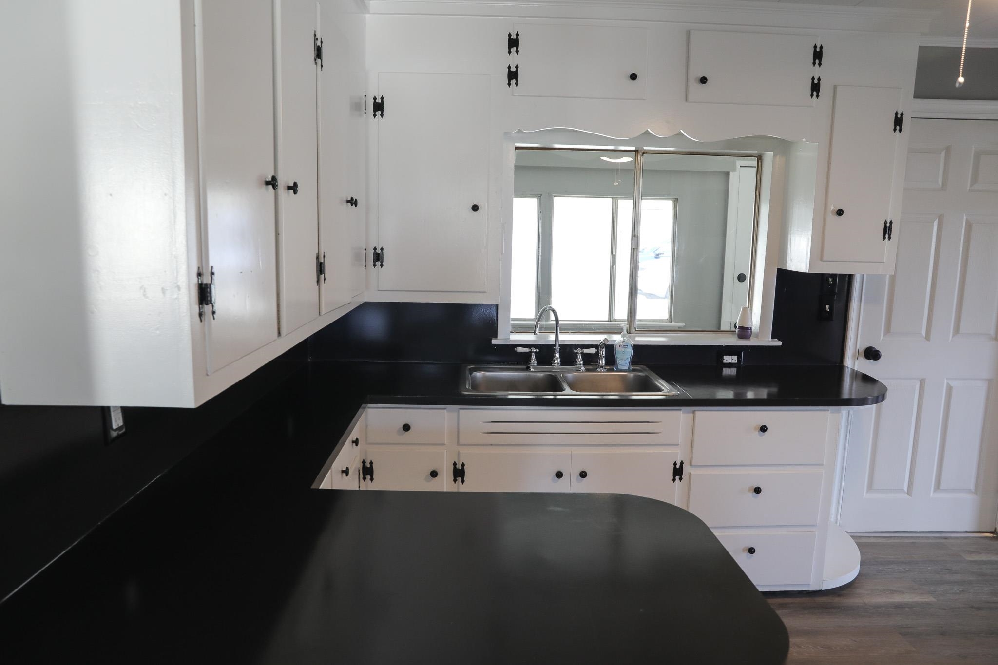 10 BRADLEY LN, WAYNESBORO, Virginia 22980, 2 Bedrooms Bedrooms, ,1 BathroomBathrooms,Residential,10 BRADLEY LN,670783 MLS # 670783 10 BRADLEY LN, WAYNESBORO, Virginia 22980, 2 Bedrooms Bedrooms, ,1 BathroomBathrooms,Residential,10 BRADLEY LN,670783 MLS # 670783