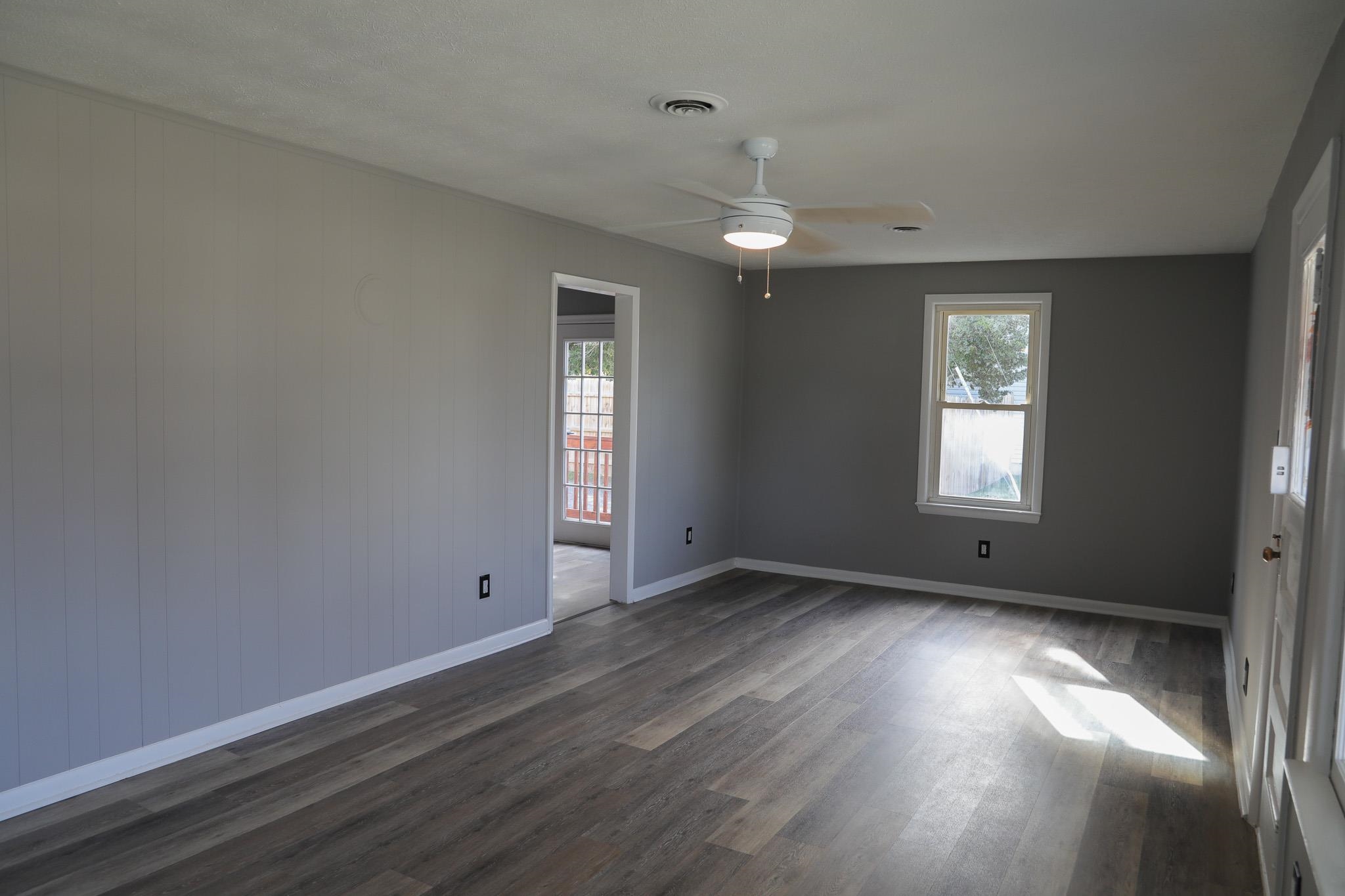 10 BRADLEY LN, WAYNESBORO, Virginia 22980, 2 Bedrooms Bedrooms, ,1 BathroomBathrooms,Residential,10 BRADLEY LN,670783 MLS # 670783 10 BRADLEY LN, WAYNESBORO, Virginia 22980, 2 Bedrooms Bedrooms, ,1 BathroomBathrooms,Residential,10 BRADLEY LN,670783 MLS # 670783