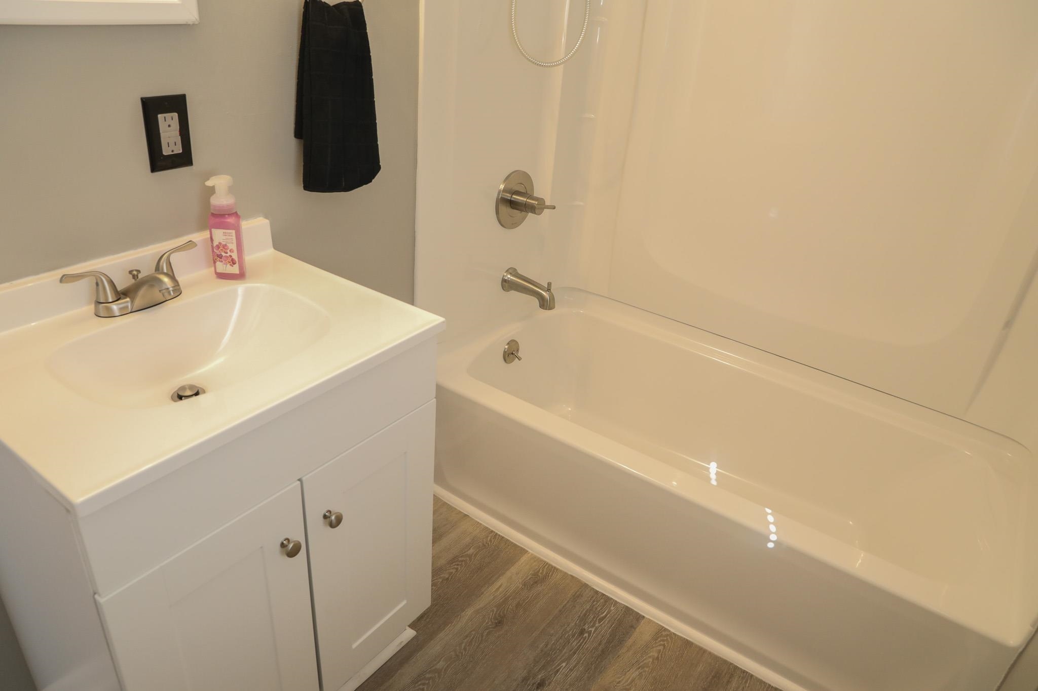 10 BRADLEY LN, WAYNESBORO, Virginia 22980, 2 Bedrooms Bedrooms, ,1 BathroomBathrooms,Residential,10 BRADLEY LN,670783 MLS # 670783 10 BRADLEY LN, WAYNESBORO, Virginia 22980, 2 Bedrooms Bedrooms, ,1 BathroomBathrooms,Residential,10 BRADLEY LN,670783 MLS # 670783