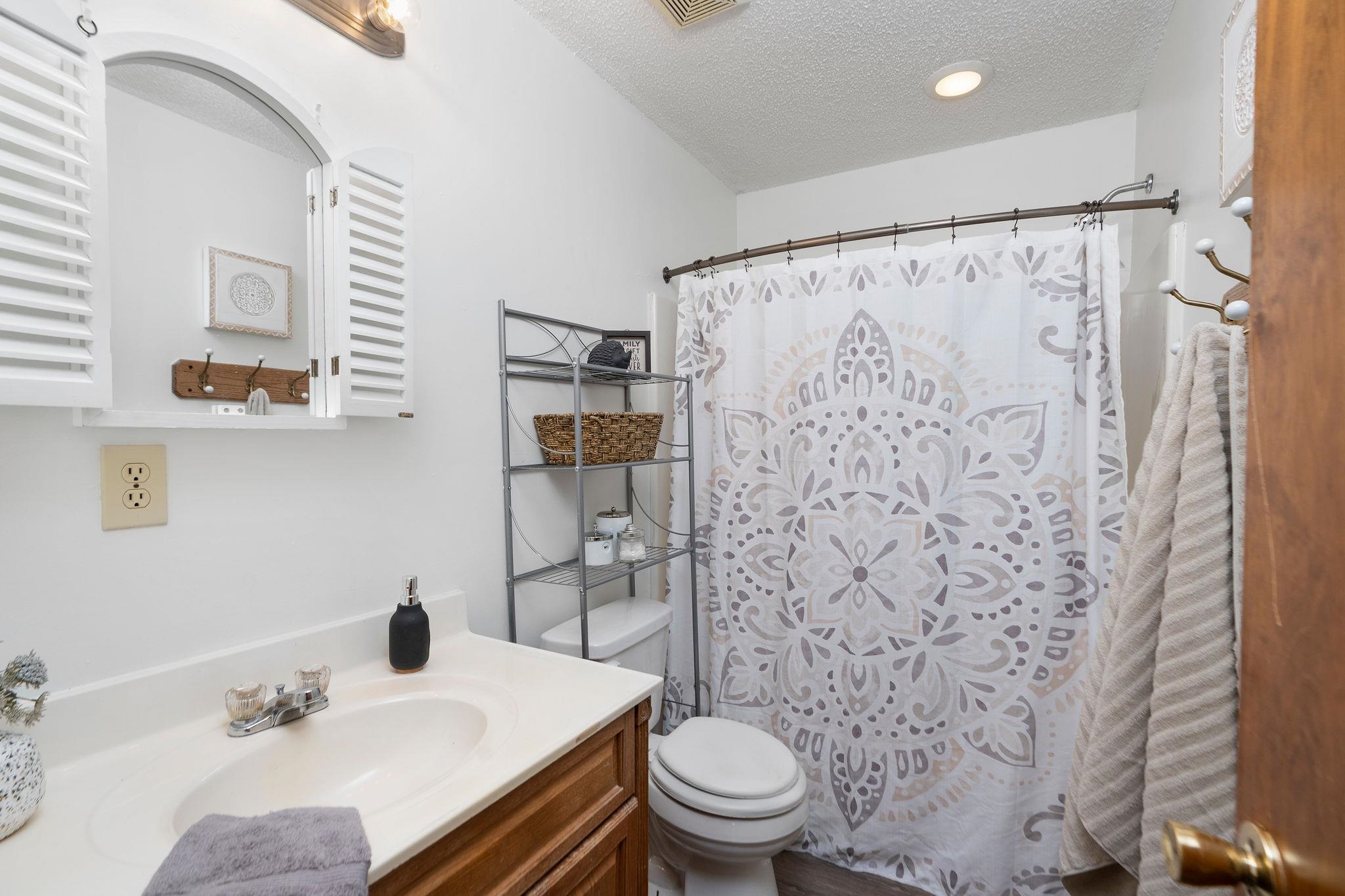 150 FALLING ROCK DR, STUARTS DRAFT, Virginia 24477, 3 Bedrooms Bedrooms, ,2 BathroomsBathrooms,Residential,150 FALLING ROCK DR,670784 MLS # 670784 150 FALLING ROCK DR, STUARTS DRAFT, Virginia 24477, 3 Bedrooms Bedrooms, ,2 BathroomsBathrooms,Residential,150 FALLING ROCK DR,670784 MLS # 670784