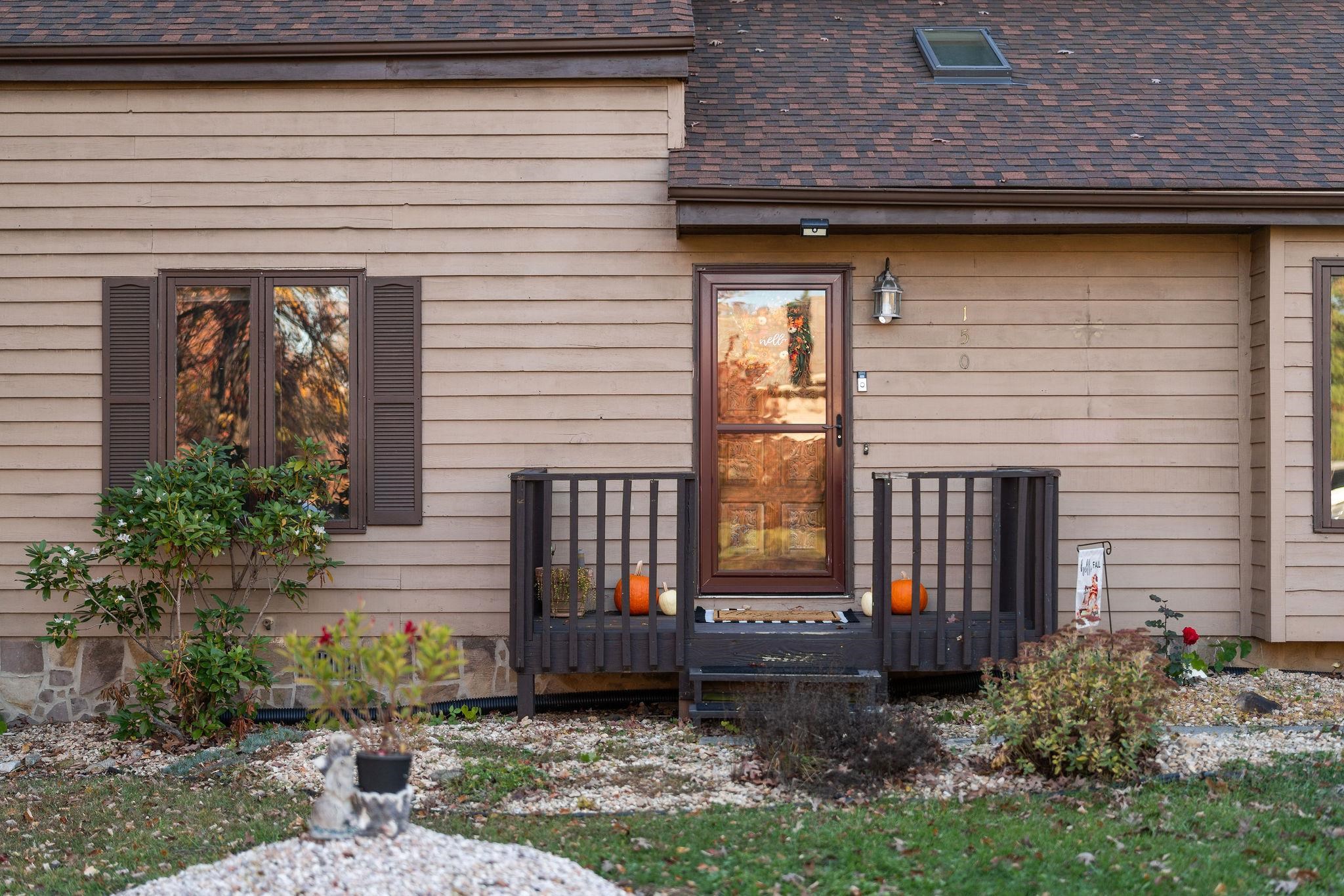 150 FALLING ROCK DR, STUARTS DRAFT, Virginia 24477, 3 Bedrooms Bedrooms, ,2 BathroomsBathrooms,Residential,150 FALLING ROCK DR,670784 MLS # 670784 150 FALLING ROCK DR, STUARTS DRAFT, Virginia 24477, 3 Bedrooms Bedrooms, ,2 BathroomsBathrooms,Residential,150 FALLING ROCK DR,670784 MLS # 670784