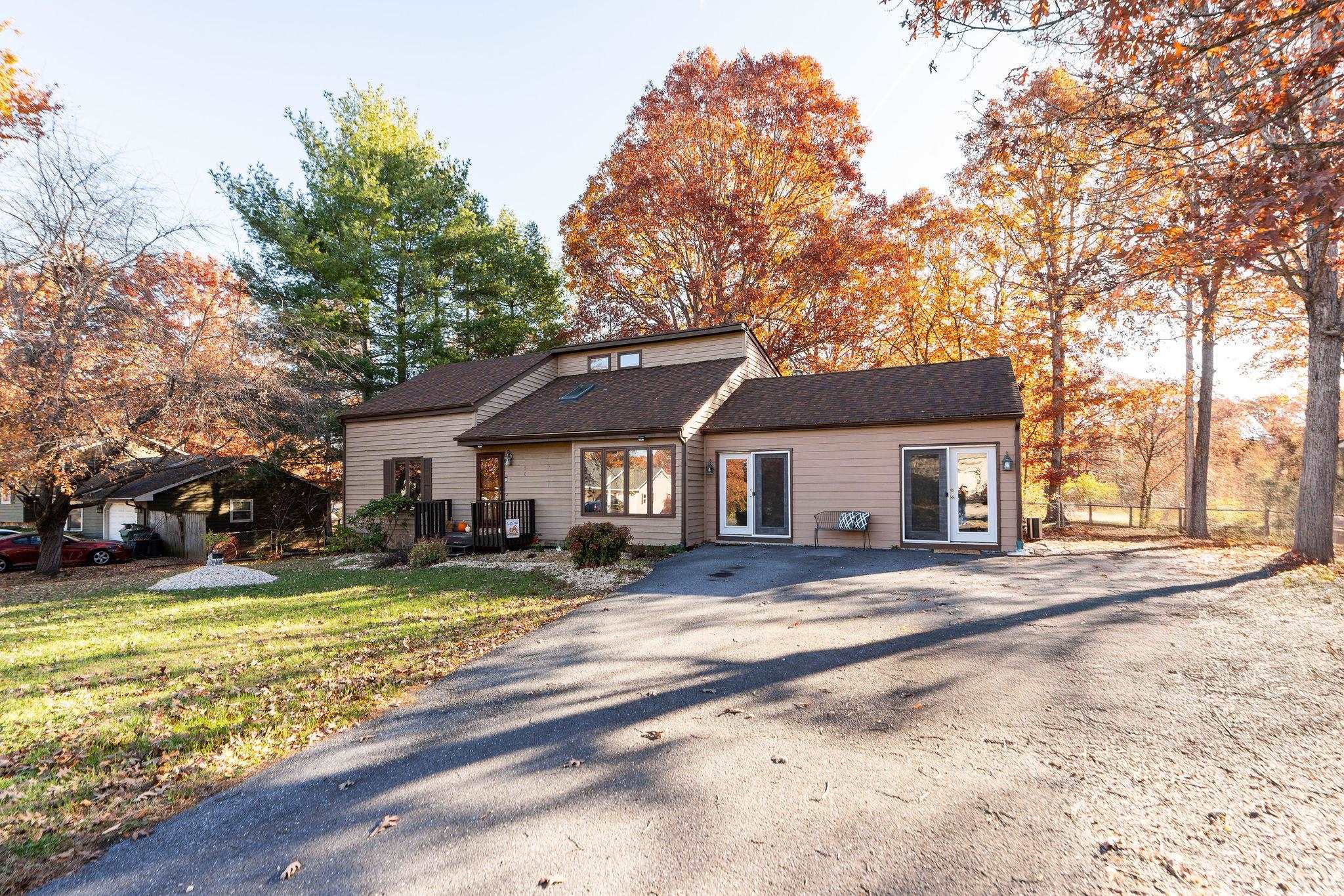 150 FALLING ROCK DR, STUARTS DRAFT, Virginia 24477, 3 Bedrooms Bedrooms, ,2 BathroomsBathrooms,Residential,150 FALLING ROCK DR,670784 MLS # 670784 150 FALLING ROCK DR, STUARTS DRAFT, Virginia 24477, 3 Bedrooms Bedrooms, ,2 BathroomsBathrooms,Residential,150 FALLING ROCK DR,670784 MLS # 670784