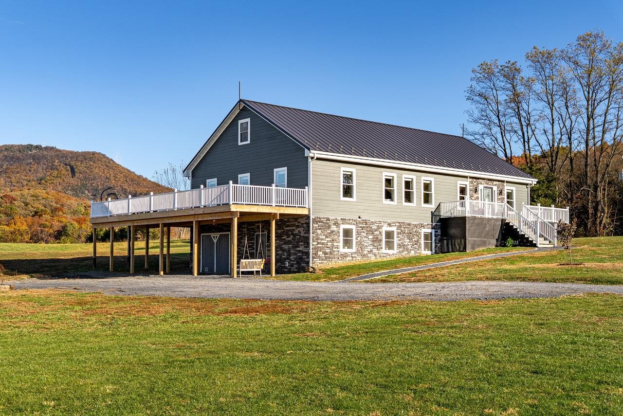 3115 LAIRDS KNOB DR, KEEZLETOWN, Virginia 22832, 3 Bedrooms Bedrooms, ,3 BathroomsBathrooms,Residential,3115 LAIRDS KNOB DR,670785 MLS # 670785 3115 LAIRDS KNOB DR, KEEZLETOWN, Virginia 22832, 3 Bedrooms Bedrooms, ,3 BathroomsBathrooms,Residential,3115 LAIRDS KNOB DR,670785 MLS # 670785