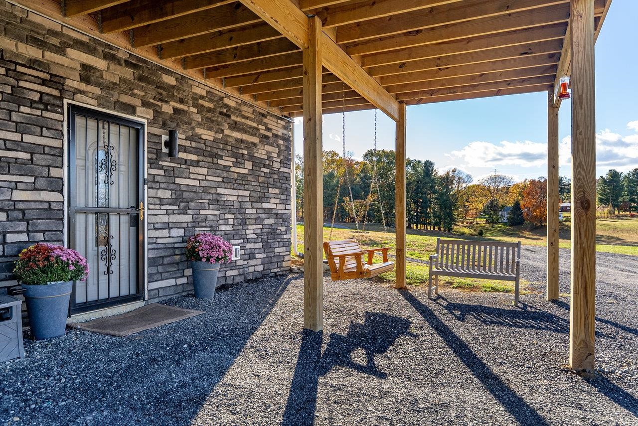 3115 LAIRDS KNOB DR, KEEZLETOWN, Virginia 22832, 3 Bedrooms Bedrooms, ,3 BathroomsBathrooms,Residential,3115 LAIRDS KNOB DR,670785 MLS # 670785 3115 LAIRDS KNOB DR, KEEZLETOWN, Virginia 22832, 3 Bedrooms Bedrooms, ,3 BathroomsBathrooms,Residential,3115 LAIRDS KNOB DR,670785 MLS # 670785