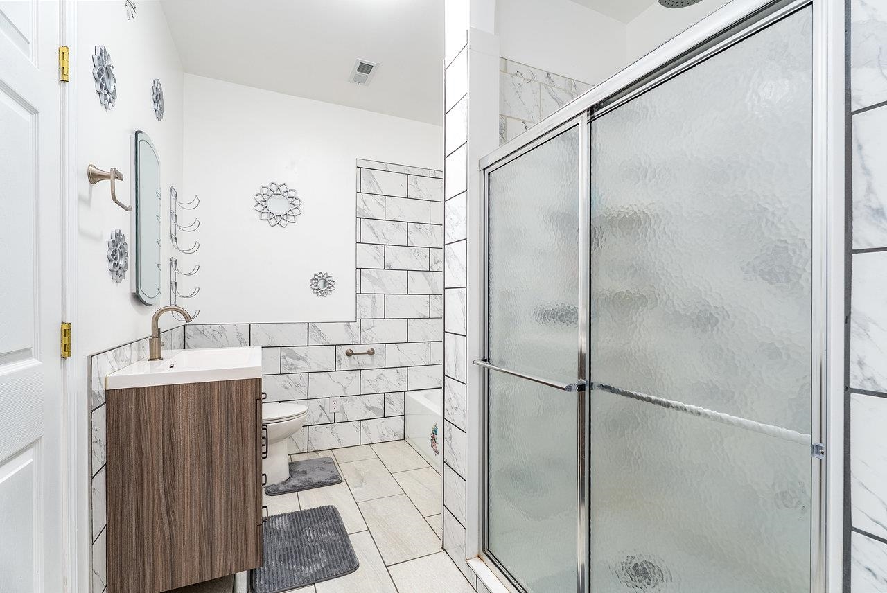 3115 LAIRDS KNOB DR, KEEZLETOWN, Virginia 22832, 3 Bedrooms Bedrooms, ,3 BathroomsBathrooms,Residential,3115 LAIRDS KNOB DR,670785 MLS # 670785 3115 LAIRDS KNOB DR, KEEZLETOWN, Virginia 22832, 3 Bedrooms Bedrooms, ,3 BathroomsBathrooms,Residential,3115 LAIRDS KNOB DR,670785 MLS # 670785