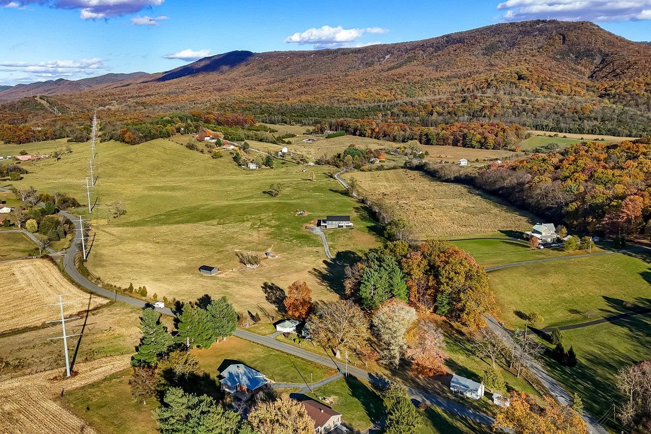 3115 LAIRDS KNOB DR, KEEZLETOWN, Virginia 22832, 3 Bedrooms Bedrooms, ,3 BathroomsBathrooms,Residential,3115 LAIRDS KNOB DR,670785 MLS # 670785 3115 LAIRDS KNOB DR, KEEZLETOWN, Virginia 22832, 3 Bedrooms Bedrooms, ,3 BathroomsBathrooms,Residential,3115 LAIRDS KNOB DR,670785 MLS # 670785