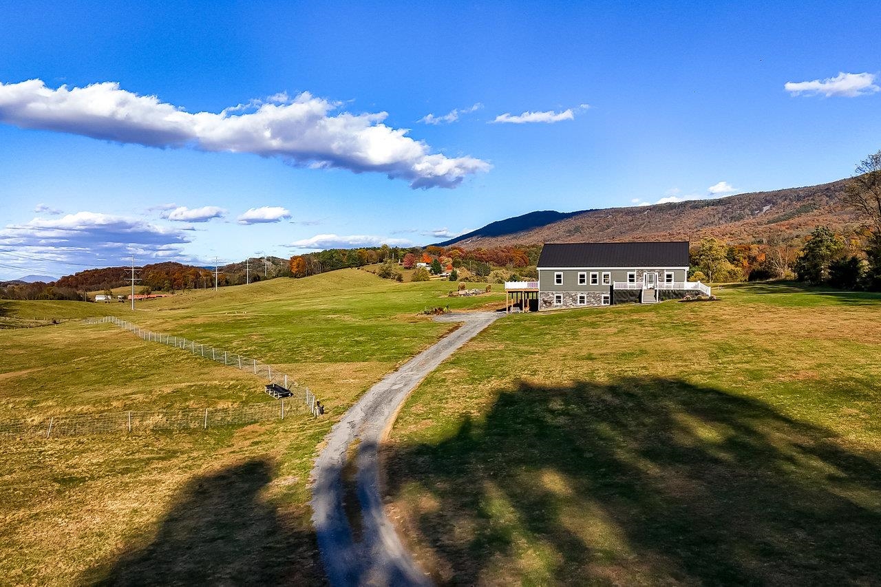 3115 LAIRDS KNOB DR, KEEZLETOWN, Virginia 22832, 3 Bedrooms Bedrooms, ,3 BathroomsBathrooms,Residential,3115 LAIRDS KNOB DR,670785 MLS # 670785 3115 LAIRDS KNOB DR, KEEZLETOWN, Virginia 22832, 3 Bedrooms Bedrooms, ,3 BathroomsBathrooms,Residential,3115 LAIRDS KNOB DR,670785 MLS # 670785