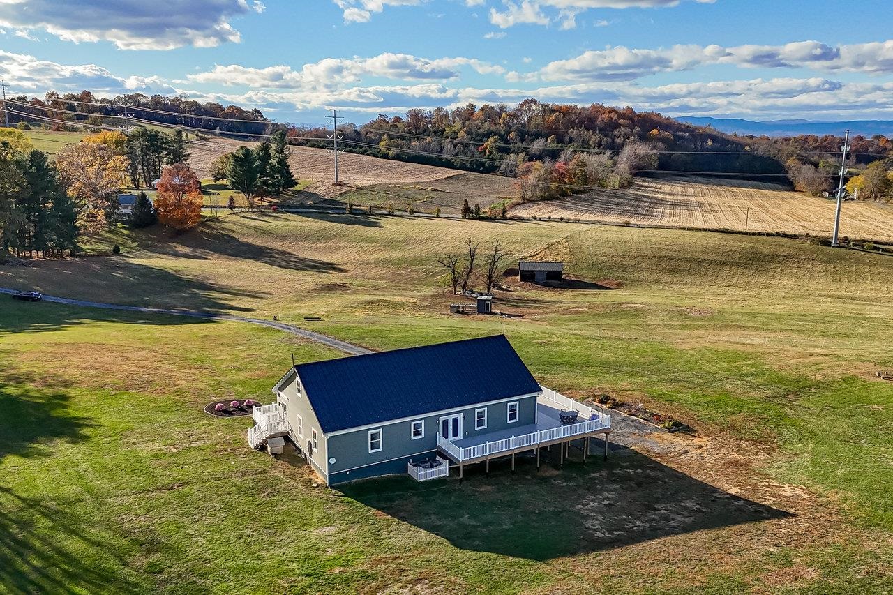 3115 LAIRDS KNOB DR, KEEZLETOWN, Virginia 22832, 3 Bedrooms Bedrooms, ,3 BathroomsBathrooms,Residential,3115 LAIRDS KNOB DR,670785 MLS # 670785 3115 LAIRDS KNOB DR, KEEZLETOWN, Virginia 22832, 3 Bedrooms Bedrooms, ,3 BathroomsBathrooms,Residential,3115 LAIRDS KNOB DR,670785 MLS # 670785