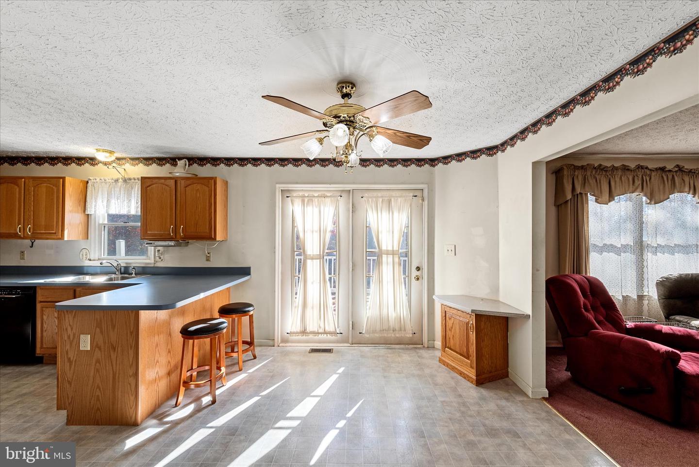 4403 BACK MOUNTAIN RD, WINCHESTER, Virginia 22602, 3 Bedrooms Bedrooms, ,2 BathroomsBathrooms,Residential,For sale,4403 BACK MOUNTAIN RD,VAFV2037762 MLS # VAFV2037762 4403 BACK MOUNTAIN RD, WINCHESTER, Virginia 22602, 3 Bedrooms Bedrooms, ,2 BathroomsBathrooms,Residential,For sale,4403 BACK MOUNTAIN RD,VAFV2037762 MLS # VAFV2037762