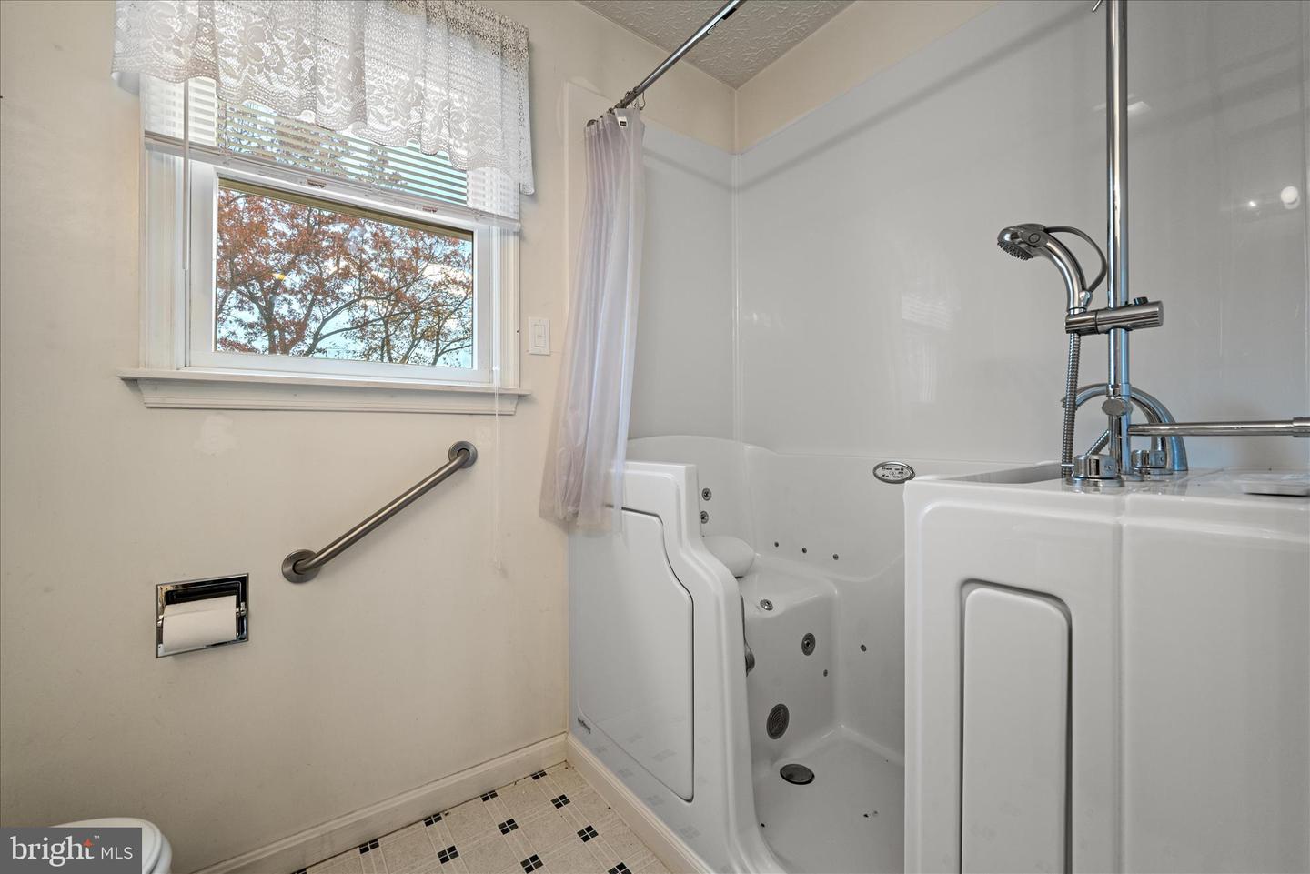 4403 BACK MOUNTAIN RD, WINCHESTER, Virginia 22602, 3 Bedrooms Bedrooms, ,2 BathroomsBathrooms,Residential,For sale,4403 BACK MOUNTAIN RD,VAFV2037762 MLS # VAFV2037762 4403 BACK MOUNTAIN RD, WINCHESTER, Virginia 22602, 3 Bedrooms Bedrooms, ,2 BathroomsBathrooms,Residential,For sale,4403 BACK MOUNTAIN RD,VAFV2037762 MLS # VAFV2037762