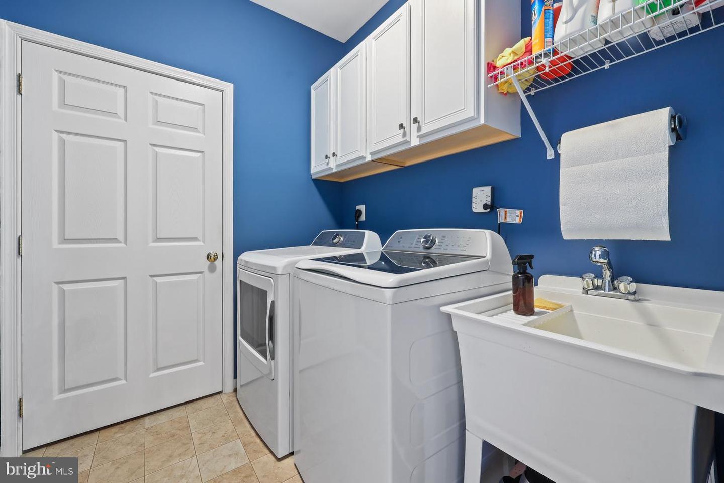 609 S MAPLE AVE, PURCELLVILLE, Virginia 20132, 4 Bedrooms Bedrooms, ,3 BathroomsBathrooms,Residential,For sale,609 S MAPLE AVE,VALO2110148 MLS # VALO2110148 609 S MAPLE AVE, PURCELLVILLE, Virginia 20132, 4 Bedrooms Bedrooms, ,3 BathroomsBathrooms,Residential,For sale,609 S MAPLE AVE,VALO2110148 MLS # VALO2110148