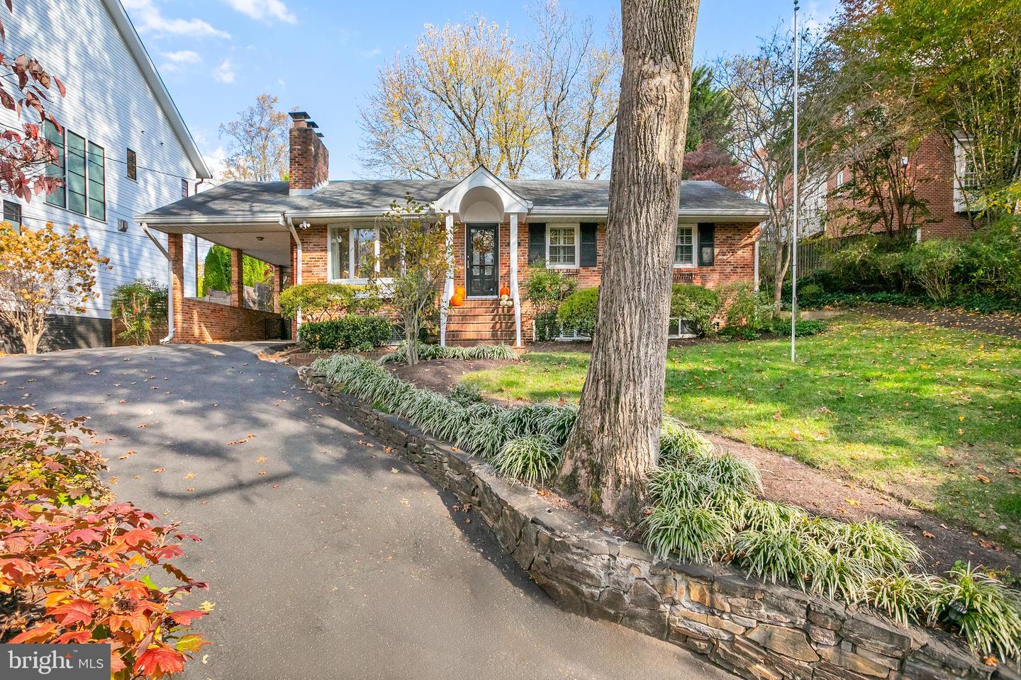 4021 N RICHMOND ST, ARLINGTON, Virginia 22207, 4 Bedrooms Bedrooms, ,3 BathroomsBathrooms,Residential,For sale,4021 N RICHMOND ST,VAAR2065596 MLS # VAAR2065596 4021 N RICHMOND ST, ARLINGTON, Virginia 22207, 4 Bedrooms Bedrooms, ,3 BathroomsBathrooms,Residential,For sale,4021 N RICHMOND ST,VAAR2065596 MLS # VAAR2065596