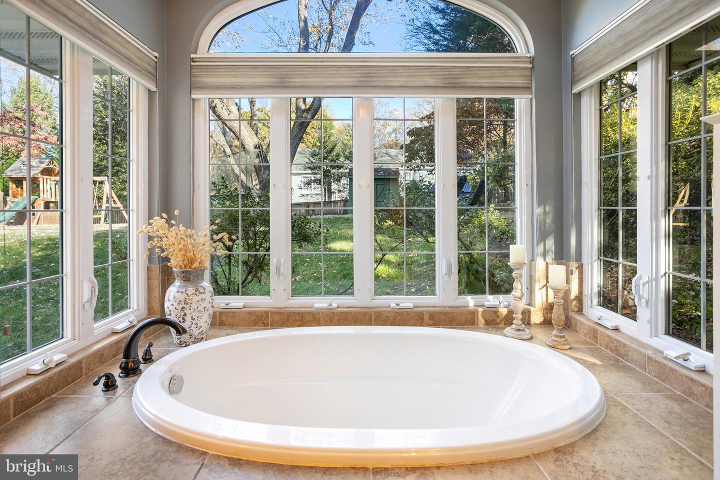 4021 N RICHMOND ST, ARLINGTON, Virginia 22207, 4 Bedrooms Bedrooms, ,3 BathroomsBathrooms,Residential,For sale,4021 N RICHMOND ST,VAAR2065596 MLS # VAAR2065596 4021 N RICHMOND ST, ARLINGTON, Virginia 22207, 4 Bedrooms Bedrooms, ,3 BathroomsBathrooms,Residential,For sale,4021 N RICHMOND ST,VAAR2065596 MLS # VAAR2065596