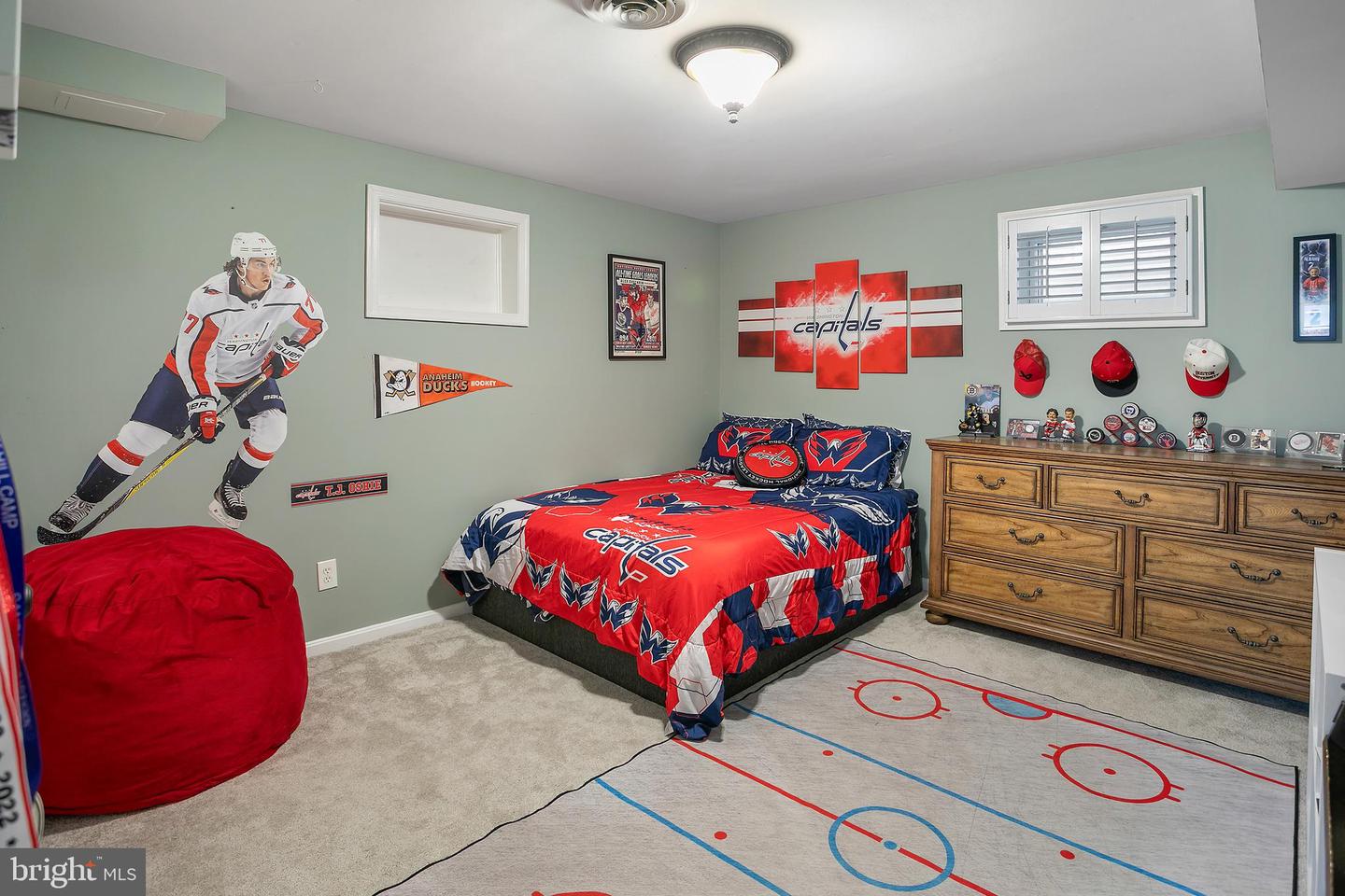 4021 N RICHMOND ST, ARLINGTON, Virginia 22207, 4 Bedrooms Bedrooms, ,3 BathroomsBathrooms,Residential,For sale,4021 N RICHMOND ST,VAAR2065596 MLS # VAAR2065596 4021 N RICHMOND ST, ARLINGTON, Virginia 22207, 4 Bedrooms Bedrooms, ,3 BathroomsBathrooms,Residential,For sale,4021 N RICHMOND ST,VAAR2065596 MLS # VAAR2065596