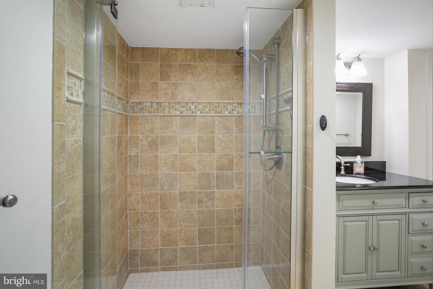 4021 N RICHMOND ST, ARLINGTON, Virginia 22207, 4 Bedrooms Bedrooms, ,3 BathroomsBathrooms,Residential,For sale,4021 N RICHMOND ST,VAAR2065596 MLS # VAAR2065596 4021 N RICHMOND ST, ARLINGTON, Virginia 22207, 4 Bedrooms Bedrooms, ,3 BathroomsBathrooms,Residential,For sale,4021 N RICHMOND ST,VAAR2065596 MLS # VAAR2065596