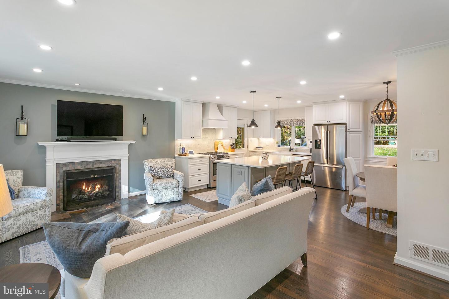 4021 N RICHMOND ST, ARLINGTON, Virginia 22207, 4 Bedrooms Bedrooms, ,3 BathroomsBathrooms,Residential,For sale,4021 N RICHMOND ST,VAAR2065596 MLS # VAAR2065596 4021 N RICHMOND ST, ARLINGTON, Virginia 22207, 4 Bedrooms Bedrooms, ,3 BathroomsBathrooms,Residential,For sale,4021 N RICHMOND ST,VAAR2065596 MLS # VAAR2065596