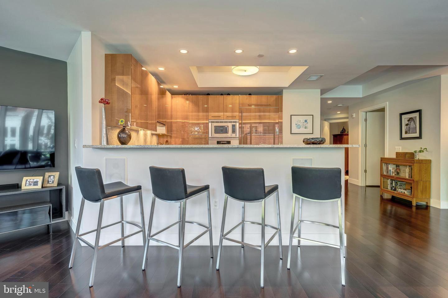 1881 N NASH ST #210, ARLINGTON, Virginia 22209, 2 Bedrooms Bedrooms, ,2 BathroomsBathrooms,Residential,For sale,1881 N NASH ST #210,VAAR2065602 MLS # VAAR2065602 1881 N NASH ST #210, ARLINGTON, Virginia 22209, 2 Bedrooms Bedrooms, ,2 BathroomsBathrooms,Residential,For sale,1881 N NASH ST #210,VAAR2065602 MLS # VAAR2065602