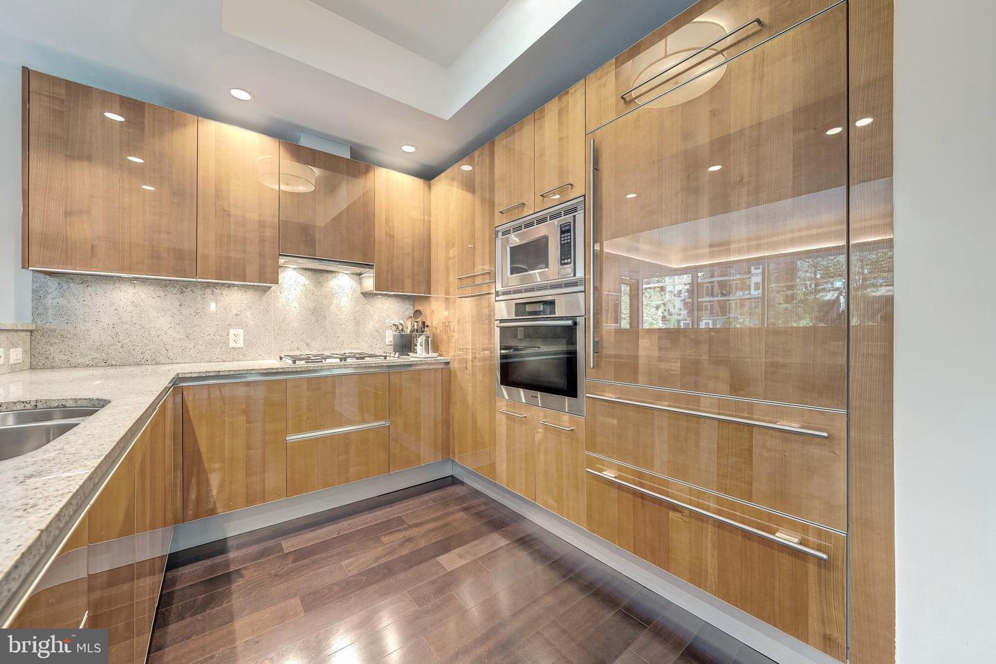 1881 N NASH ST #210, ARLINGTON, Virginia 22209, 2 Bedrooms Bedrooms, ,2 BathroomsBathrooms,Residential,For sale,1881 N NASH ST #210,VAAR2065602 MLS # VAAR2065602 1881 N NASH ST #210, ARLINGTON, Virginia 22209, 2 Bedrooms Bedrooms, ,2 BathroomsBathrooms,Residential,For sale,1881 N NASH ST #210,VAAR2065602 MLS # VAAR2065602