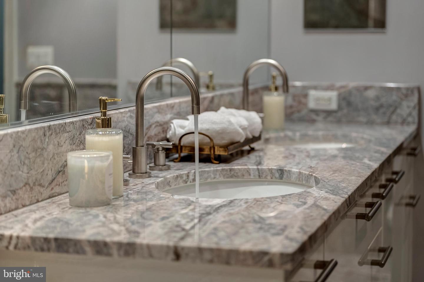 1881 N NASH ST #210, ARLINGTON, Virginia 22209, 2 Bedrooms Bedrooms, ,2 BathroomsBathrooms,Residential,For sale,1881 N NASH ST #210,VAAR2065602 MLS # VAAR2065602 1881 N NASH ST #210, ARLINGTON, Virginia 22209, 2 Bedrooms Bedrooms, ,2 BathroomsBathrooms,Residential,For sale,1881 N NASH ST #210,VAAR2065602 MLS # VAAR2065602