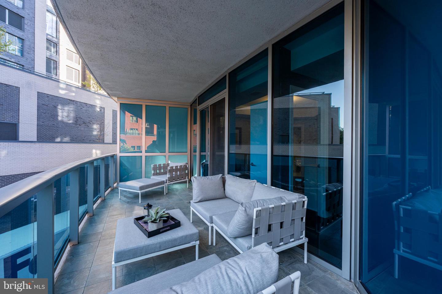 1881 N NASH ST #210, ARLINGTON, Virginia 22209, 2 Bedrooms Bedrooms, ,2 BathroomsBathrooms,Residential,For sale,1881 N NASH ST #210,VAAR2065602 MLS # VAAR2065602 1881 N NASH ST #210, ARLINGTON, Virginia 22209, 2 Bedrooms Bedrooms, ,2 BathroomsBathrooms,Residential,For sale,1881 N NASH ST #210,VAAR2065602 MLS # VAAR2065602