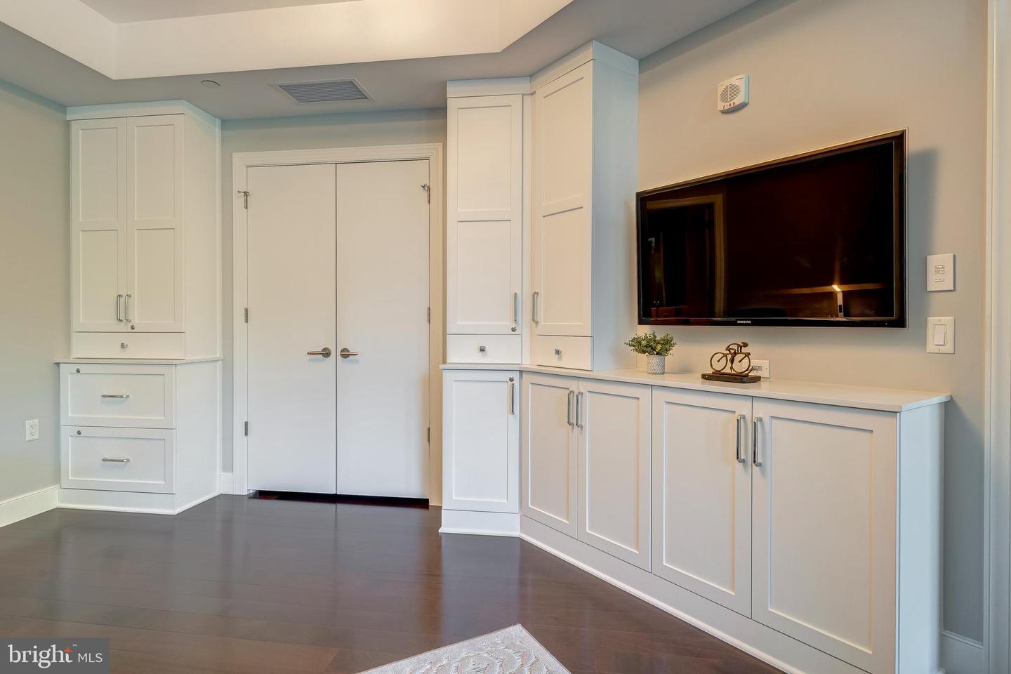 1881 N NASH ST #210, ARLINGTON, Virginia 22209, 2 Bedrooms Bedrooms, ,2 BathroomsBathrooms,Residential,For sale,1881 N NASH ST #210,VAAR2065602 MLS # VAAR2065602 1881 N NASH ST #210, ARLINGTON, Virginia 22209, 2 Bedrooms Bedrooms, ,2 BathroomsBathrooms,Residential,For sale,1881 N NASH ST #210,VAAR2065602 MLS # VAAR2065602