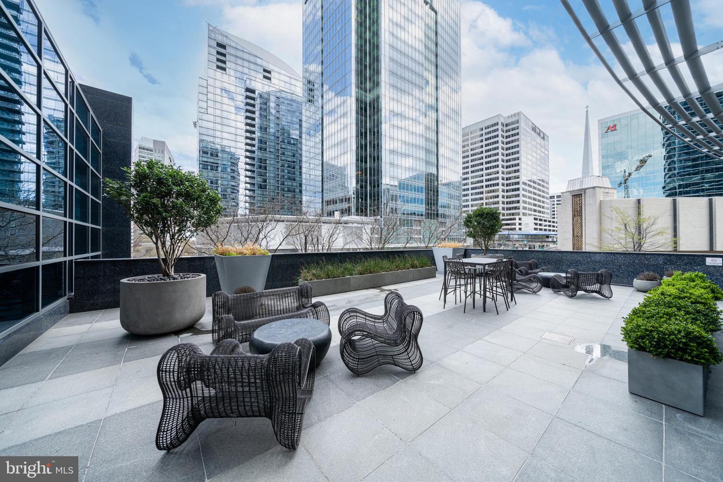 1881 N NASH ST #210, ARLINGTON, Virginia 22209, 2 Bedrooms Bedrooms, ,2 BathroomsBathrooms,Residential,For sale,1881 N NASH ST #210,VAAR2065602 MLS # VAAR2065602 1881 N NASH ST #210, ARLINGTON, Virginia 22209, 2 Bedrooms Bedrooms, ,2 BathroomsBathrooms,Residential,For sale,1881 N NASH ST #210,VAAR2065602 MLS # VAAR2065602