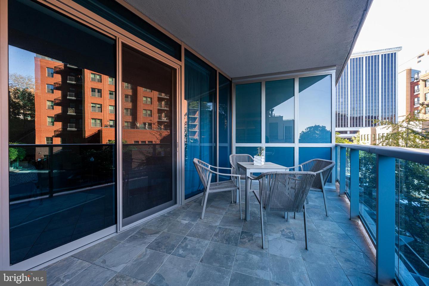 1881 N NASH ST #210, ARLINGTON, Virginia 22209, 2 Bedrooms Bedrooms, ,2 BathroomsBathrooms,Residential,For sale,1881 N NASH ST #210,VAAR2065602 MLS # VAAR2065602 1881 N NASH ST #210, ARLINGTON, Virginia 22209, 2 Bedrooms Bedrooms, ,2 BathroomsBathrooms,Residential,For sale,1881 N NASH ST #210,VAAR2065602 MLS # VAAR2065602