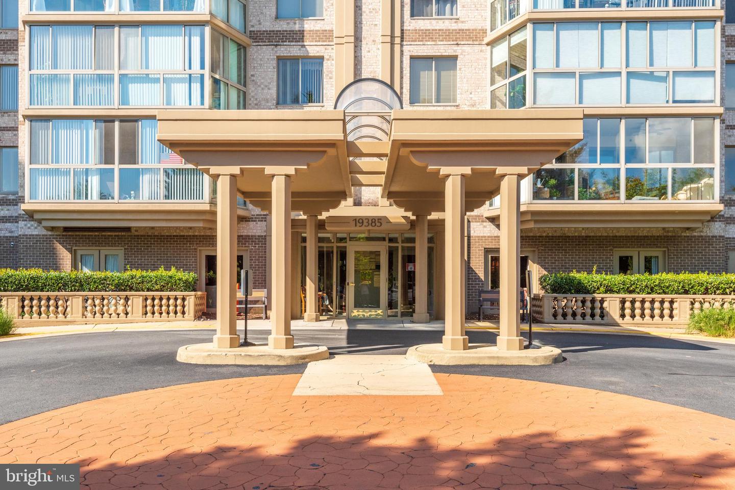 19385 CYPRESS RIDGE TER #907, LEESBURG, Virginia 20176, 1 Bedroom Bedrooms, ,1 BathroomBathrooms,Residential,For sale,19385 CYPRESS RIDGE TER #907,VALO2110086 MLS # VALO2110086 19385 CYPRESS RIDGE TER #907, LEESBURG, Virginia 20176, 1 Bedroom Bedrooms, ,1 BathroomBathrooms,Residential,For sale,19385 CYPRESS RIDGE TER #907,VALO2110086 MLS # VALO2110086
