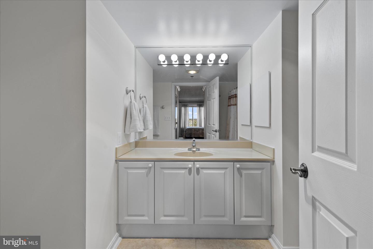 19385 CYPRESS RIDGE TER #907, LEESBURG, Virginia 20176, 1 Bedroom Bedrooms, ,1 BathroomBathrooms,Residential,For sale,19385 CYPRESS RIDGE TER #907,VALO2110086 MLS # VALO2110086 19385 CYPRESS RIDGE TER #907, LEESBURG, Virginia 20176, 1 Bedroom Bedrooms, ,1 BathroomBathrooms,Residential,For sale,19385 CYPRESS RIDGE TER #907,VALO2110086 MLS # VALO2110086