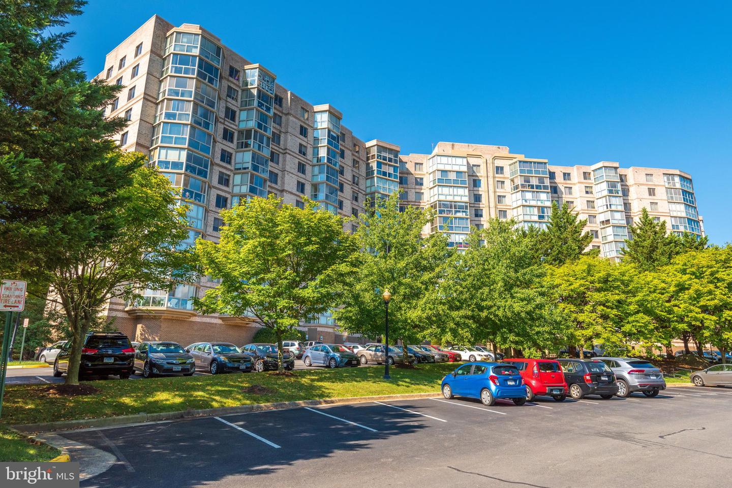 19385 CYPRESS RIDGE TER #907, LEESBURG, Virginia 20176, 1 Bedroom Bedrooms, ,1 BathroomBathrooms,Residential,For sale,19385 CYPRESS RIDGE TER #907,VALO2110086 MLS # VALO2110086 19385 CYPRESS RIDGE TER #907, LEESBURG, Virginia 20176, 1 Bedroom Bedrooms, ,1 BathroomBathrooms,Residential,For sale,19385 CYPRESS RIDGE TER #907,VALO2110086 MLS # VALO2110086